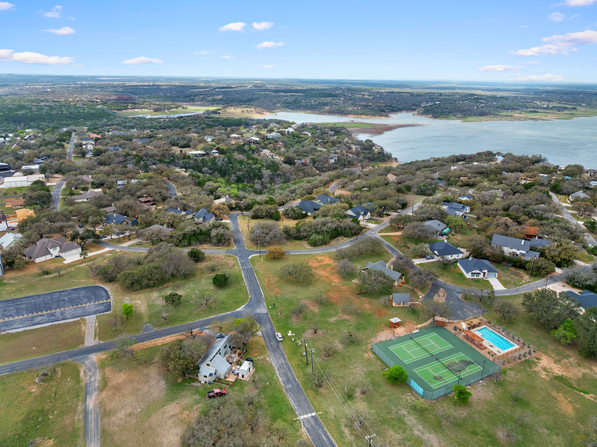 main property photo 29