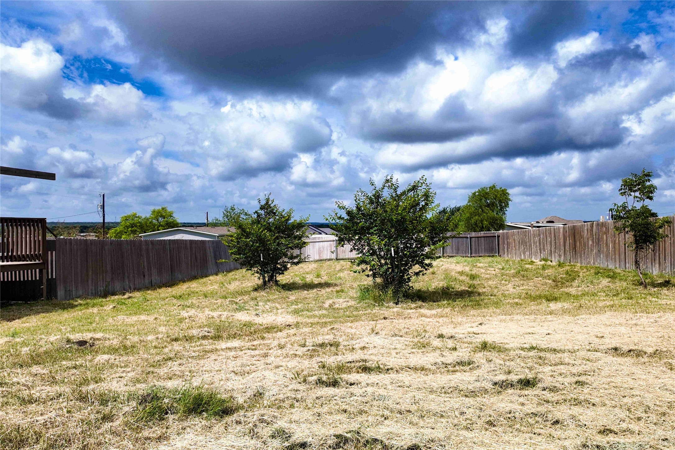 main property photo 11