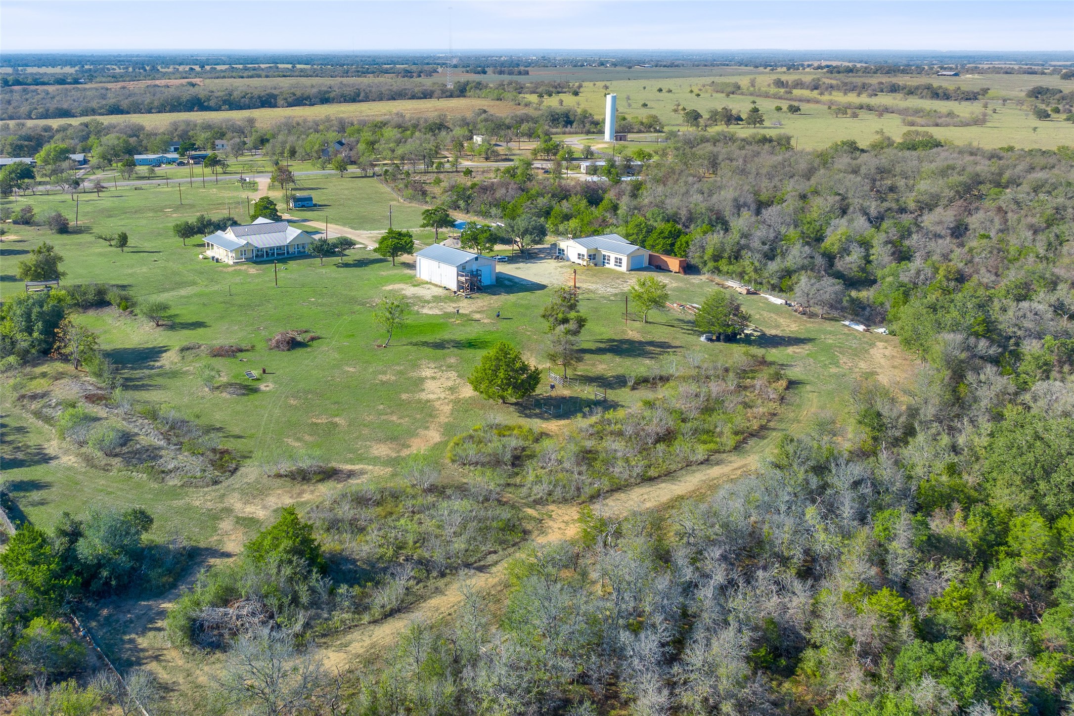 main property photo 3