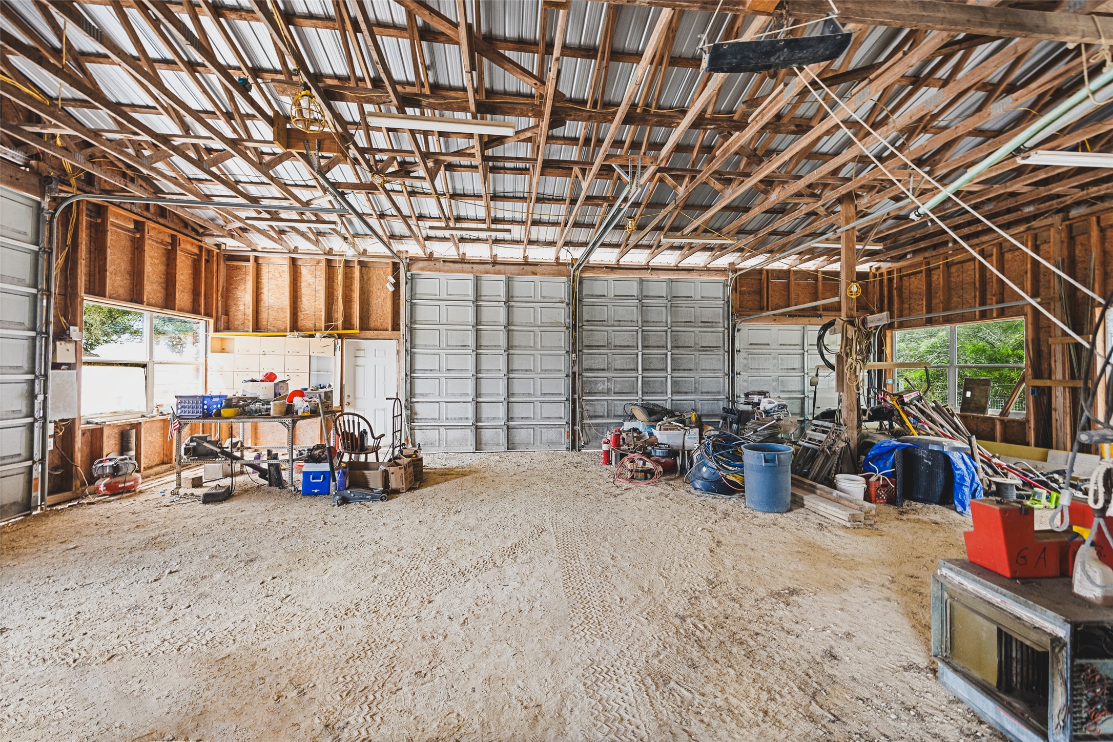 main property photo 39