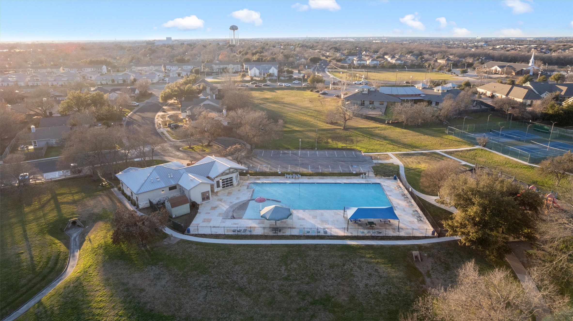 main property photo 29