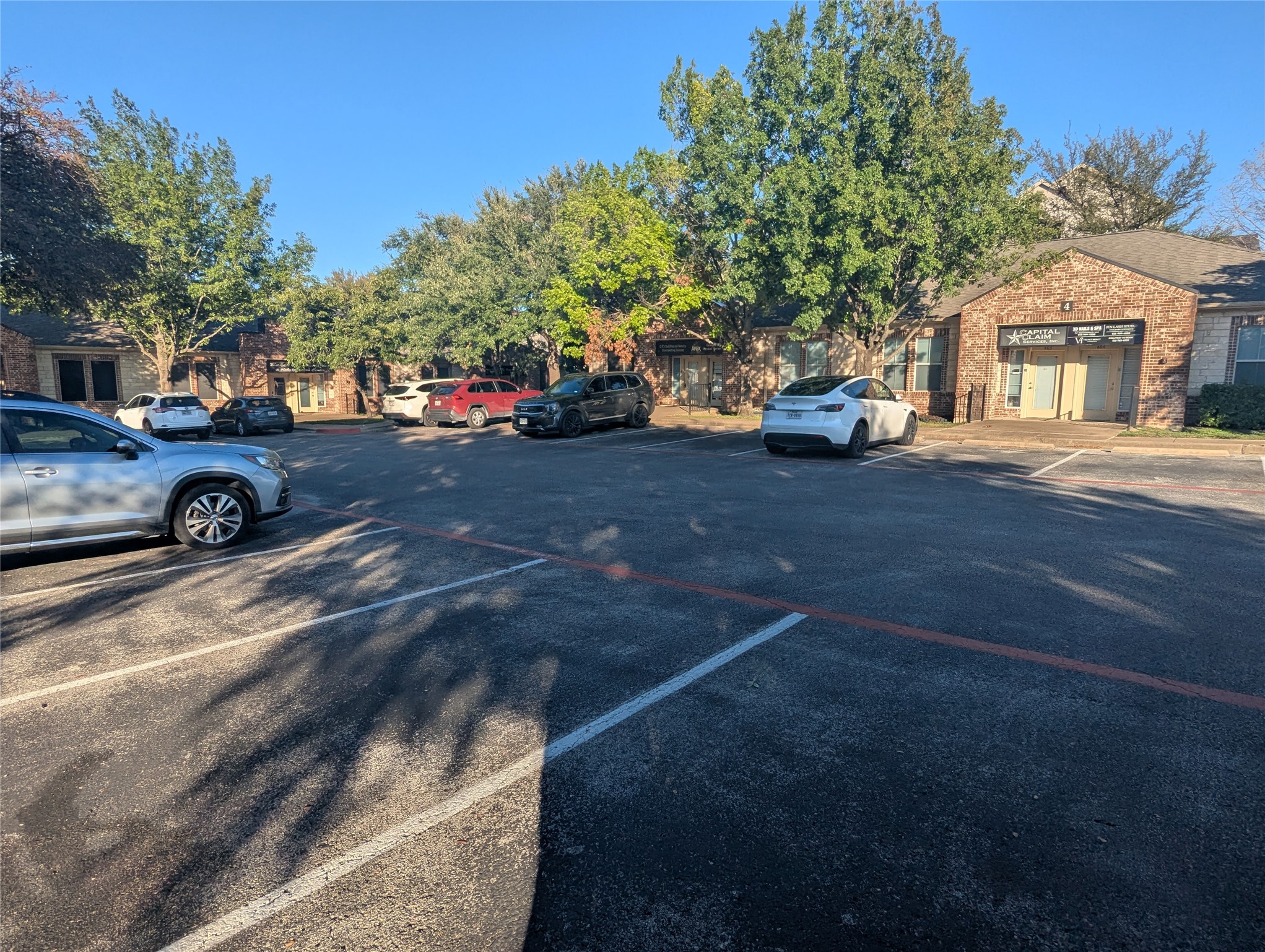 main property photo 5
