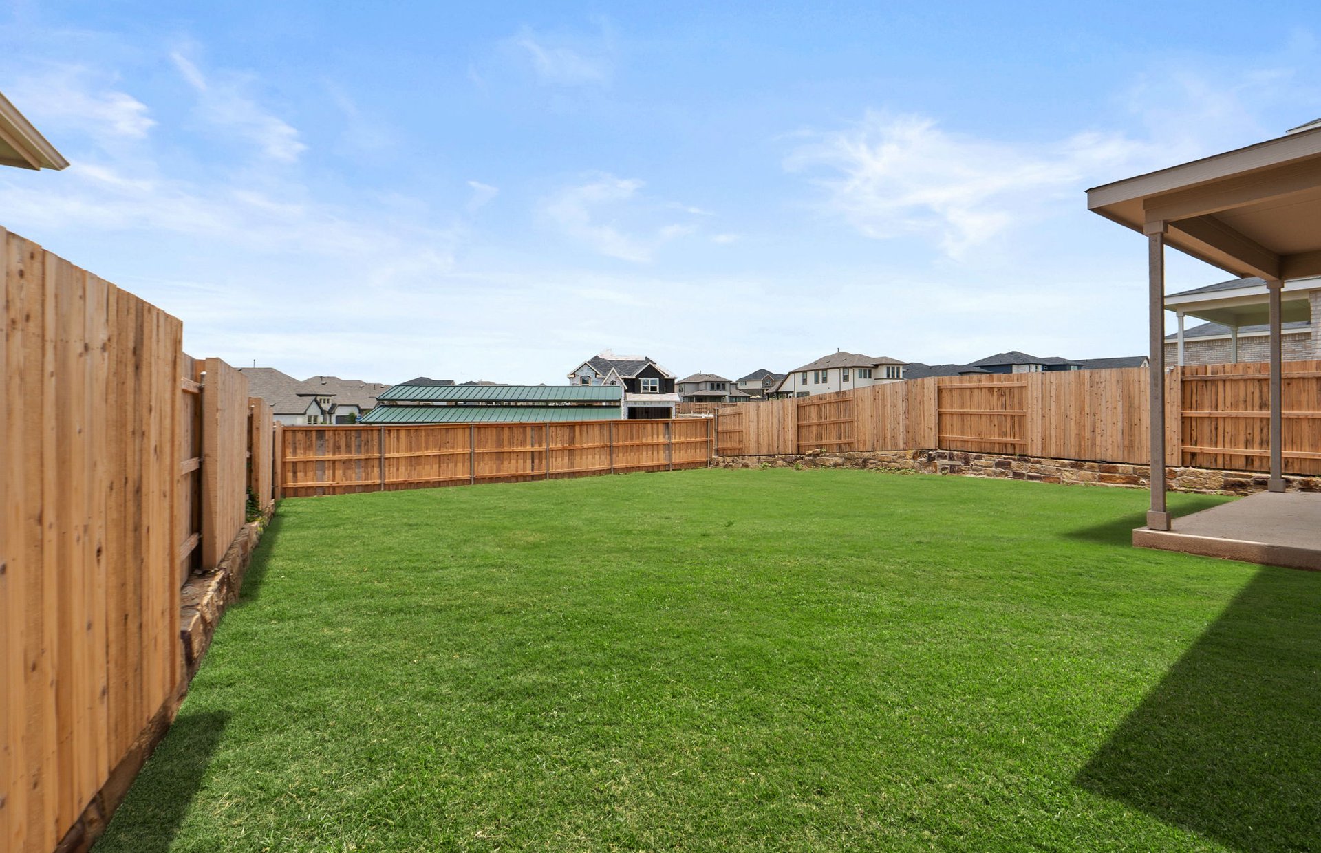 main property photo 23