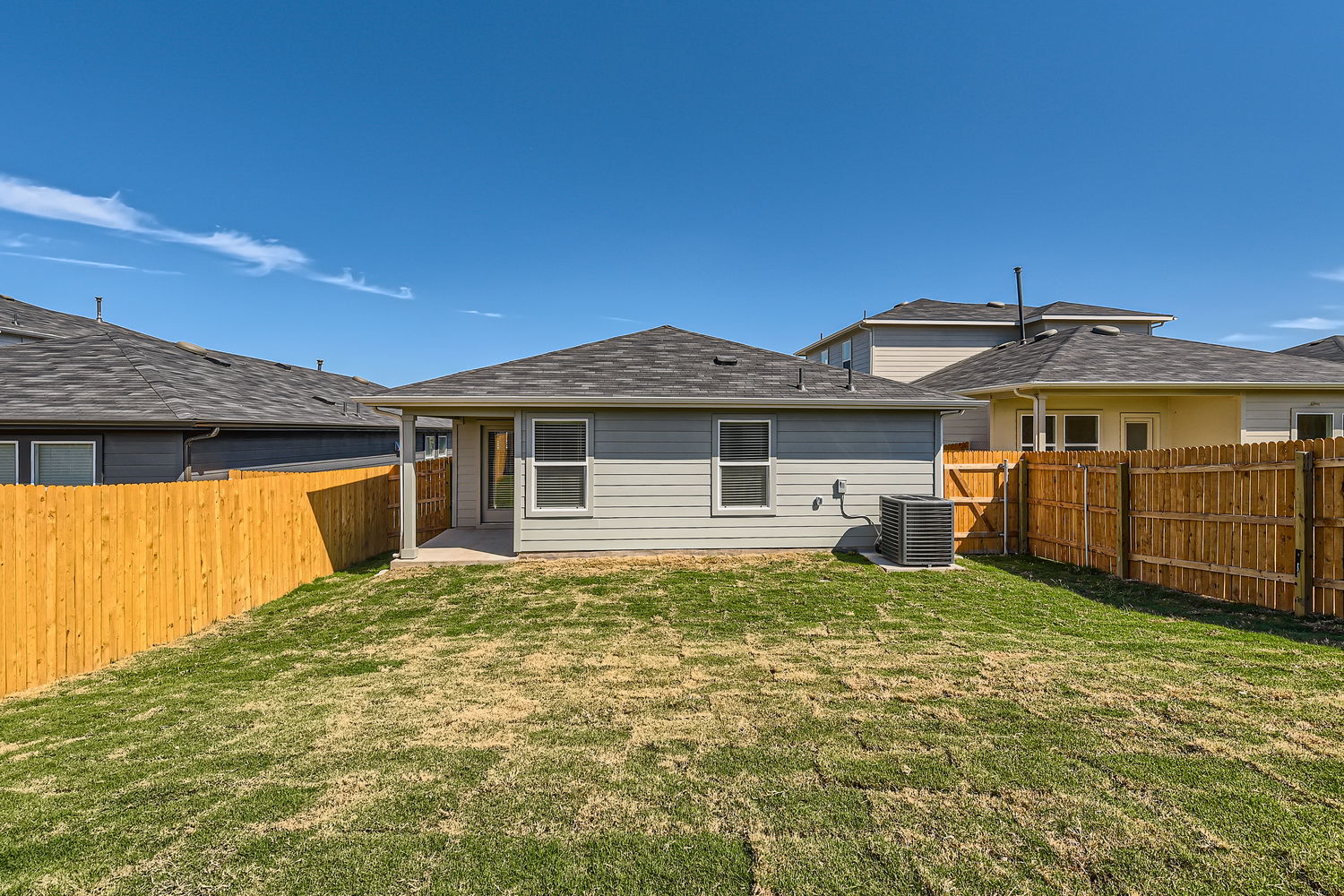 main property photo 14