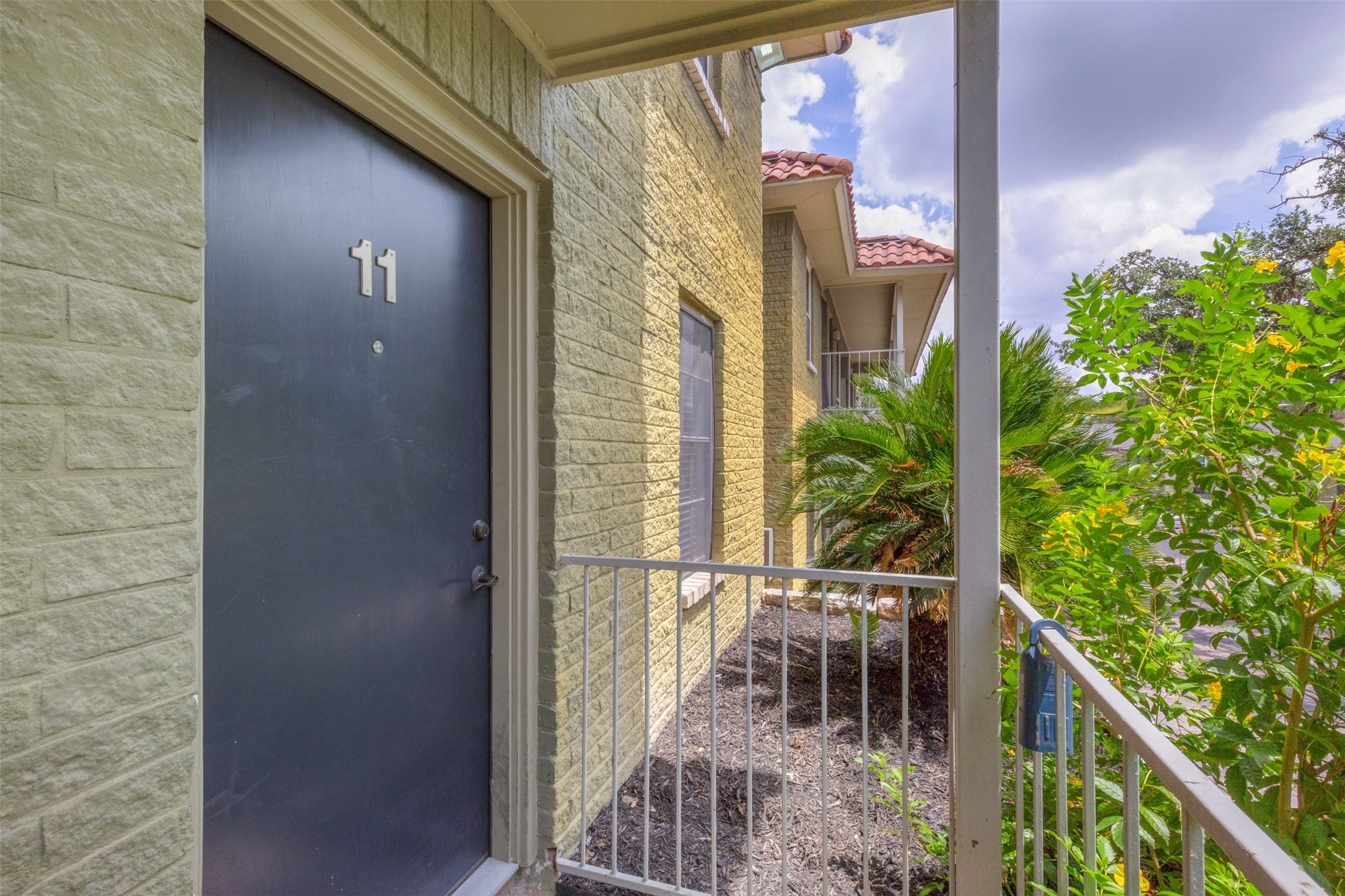 main property photo 31