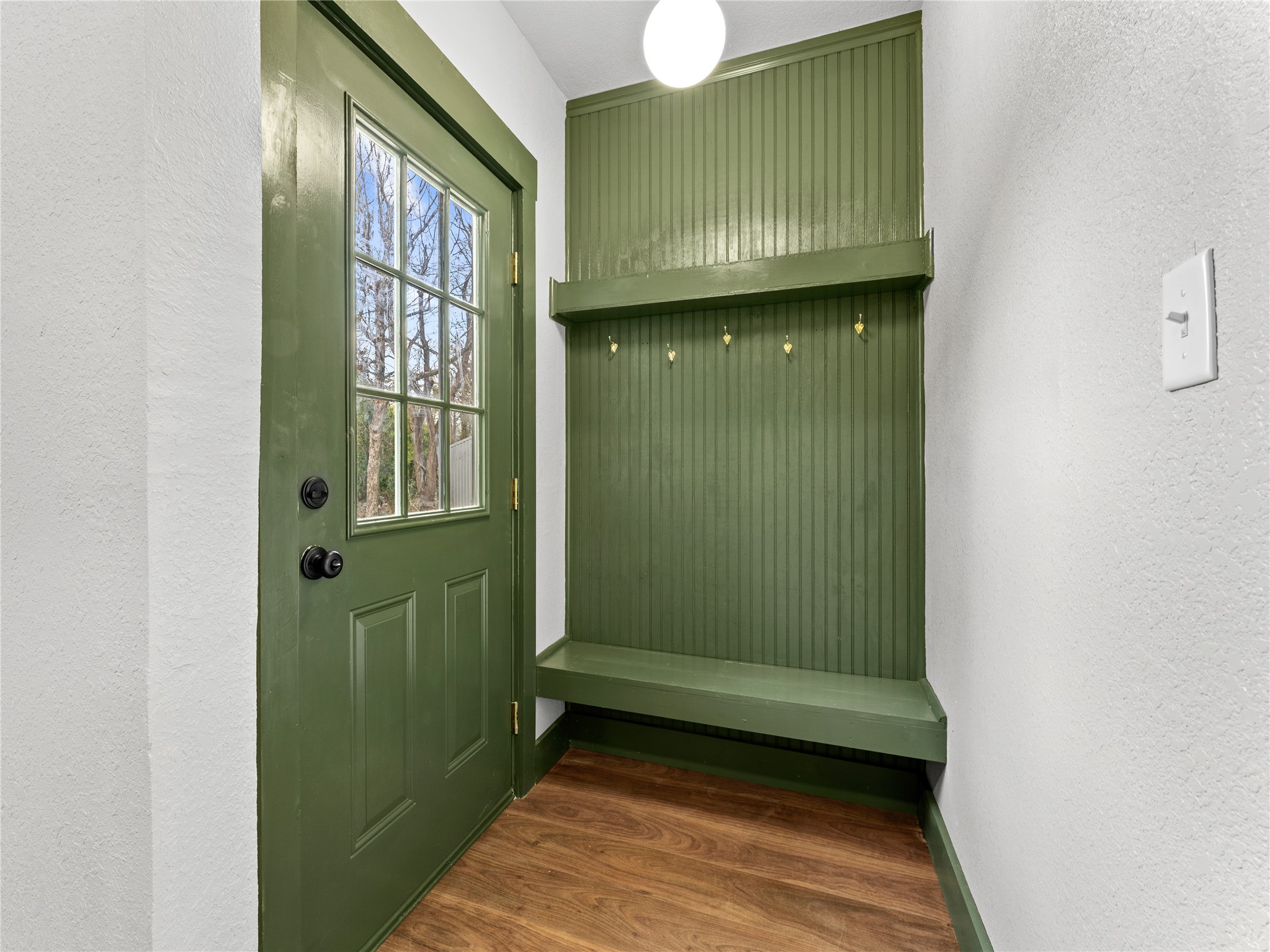 main property photo 11