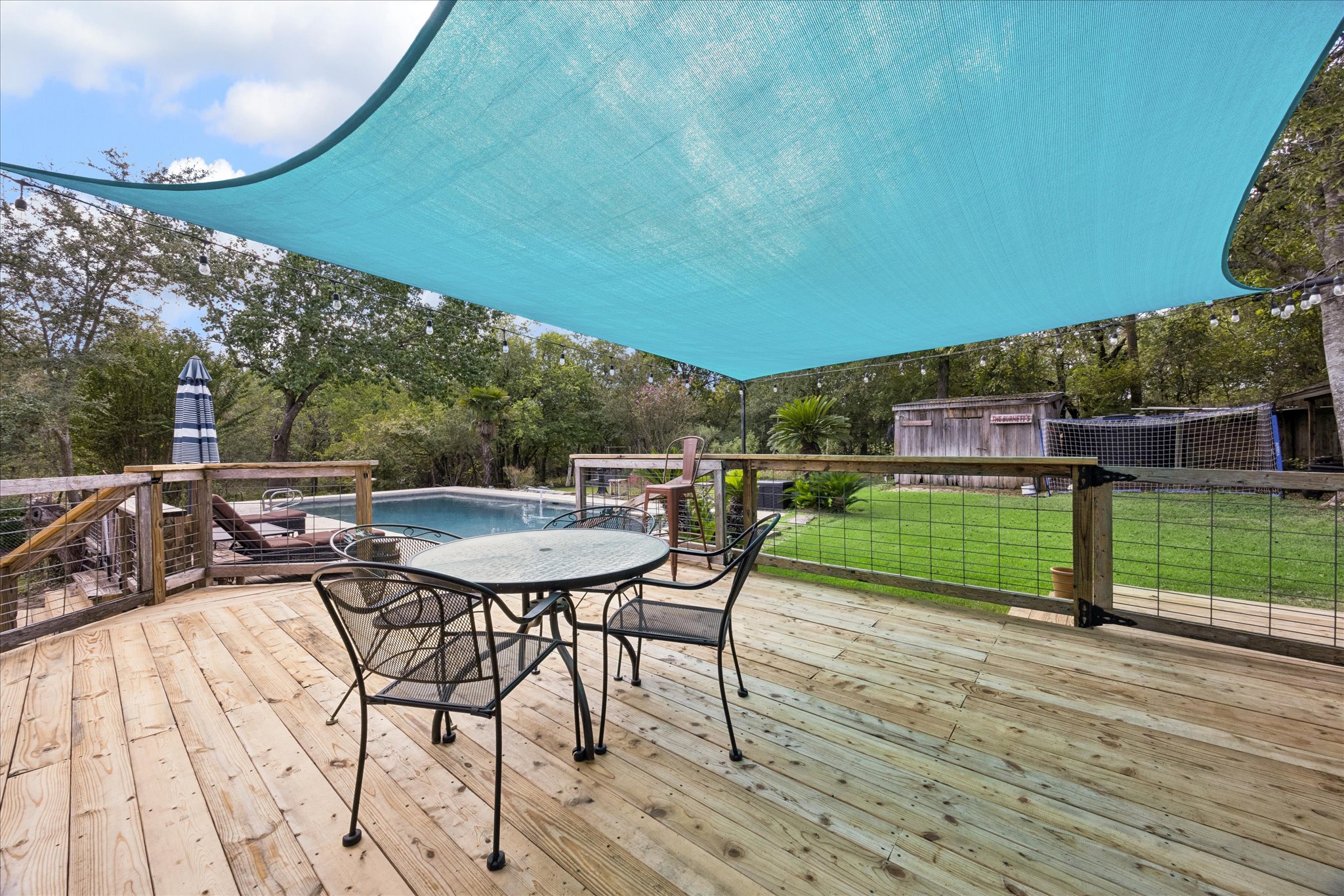 main property photo 14