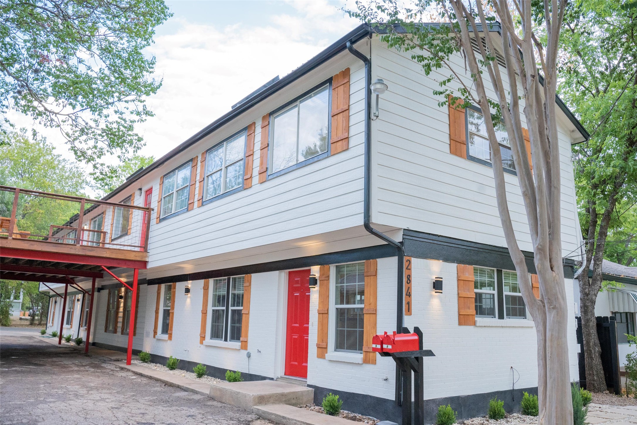 main property photo 29