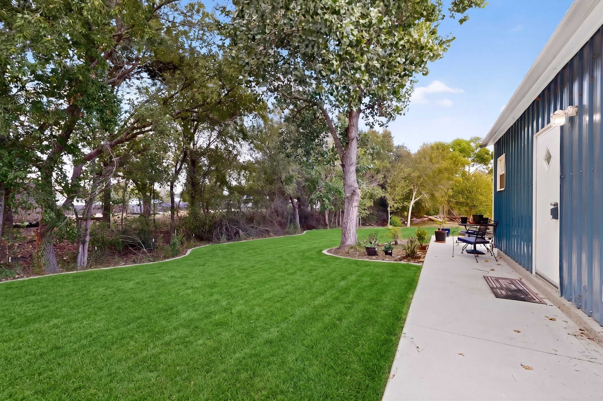 main property photo 29