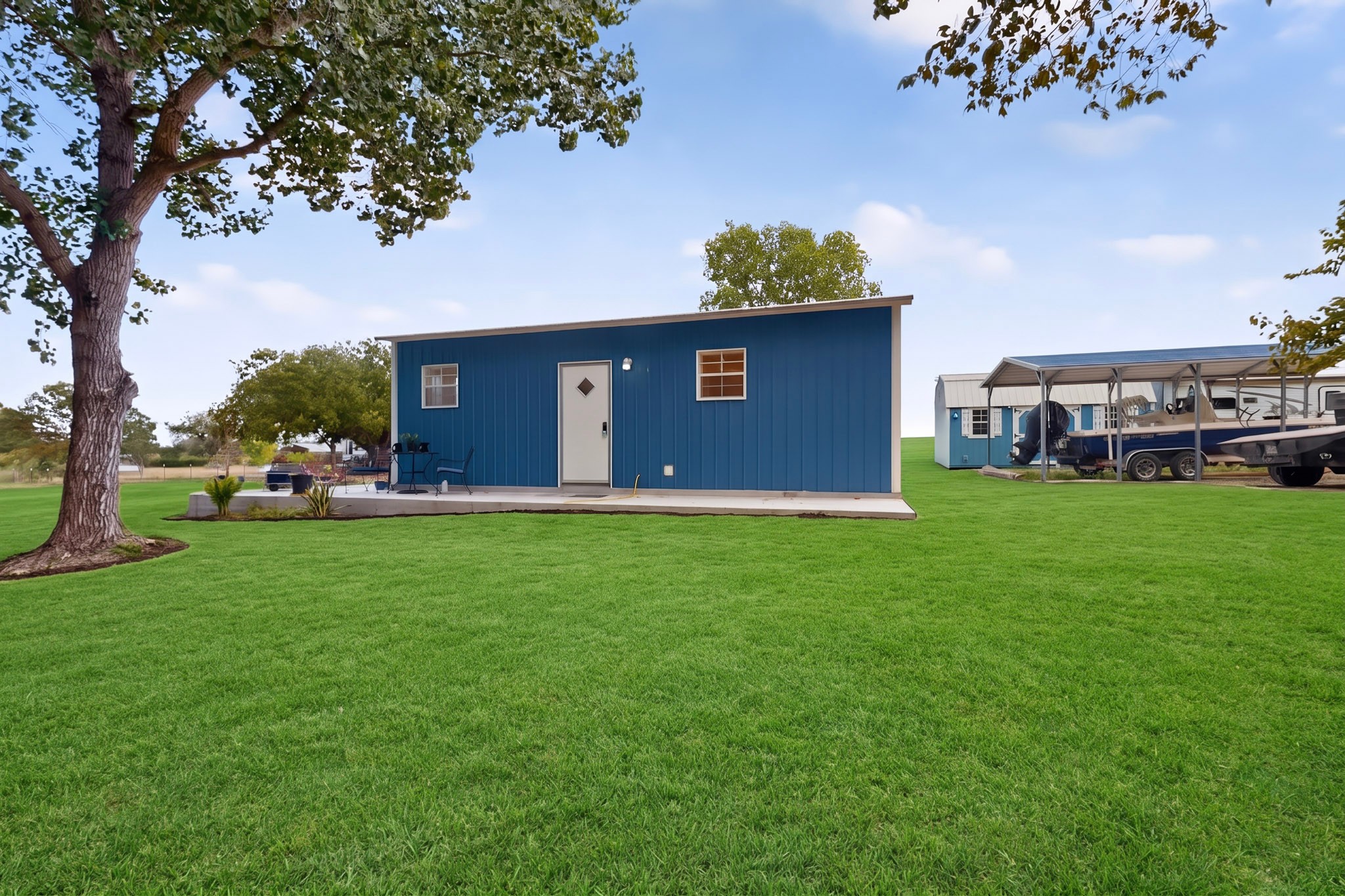 main property photo 30