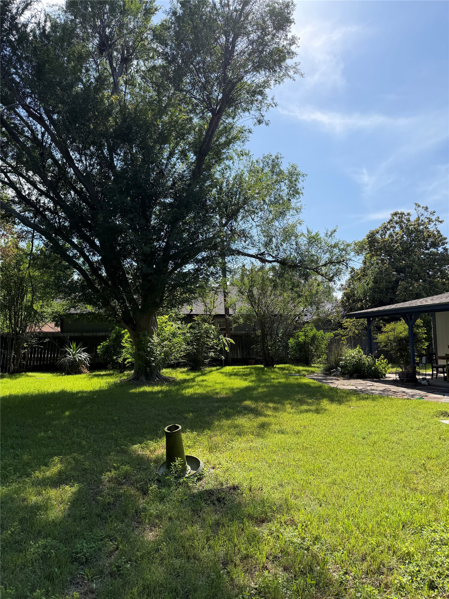 main property photo 20