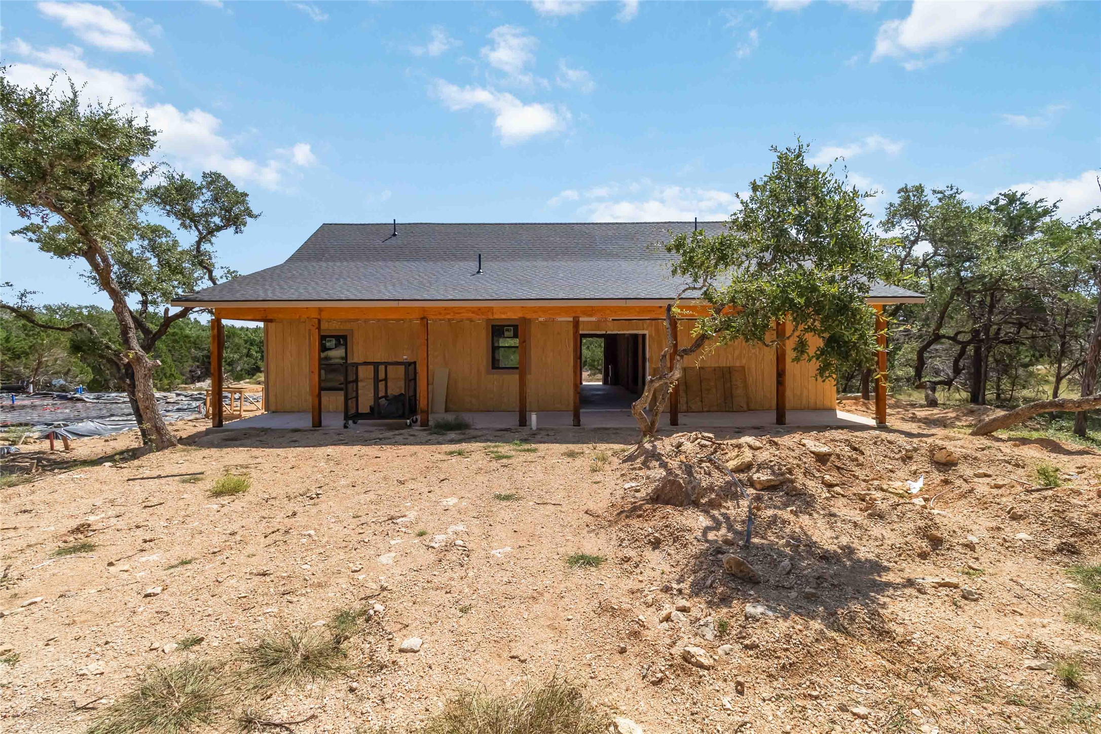 main property photo 6