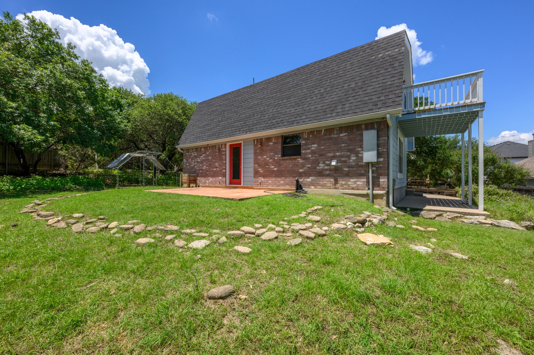main property photo 23