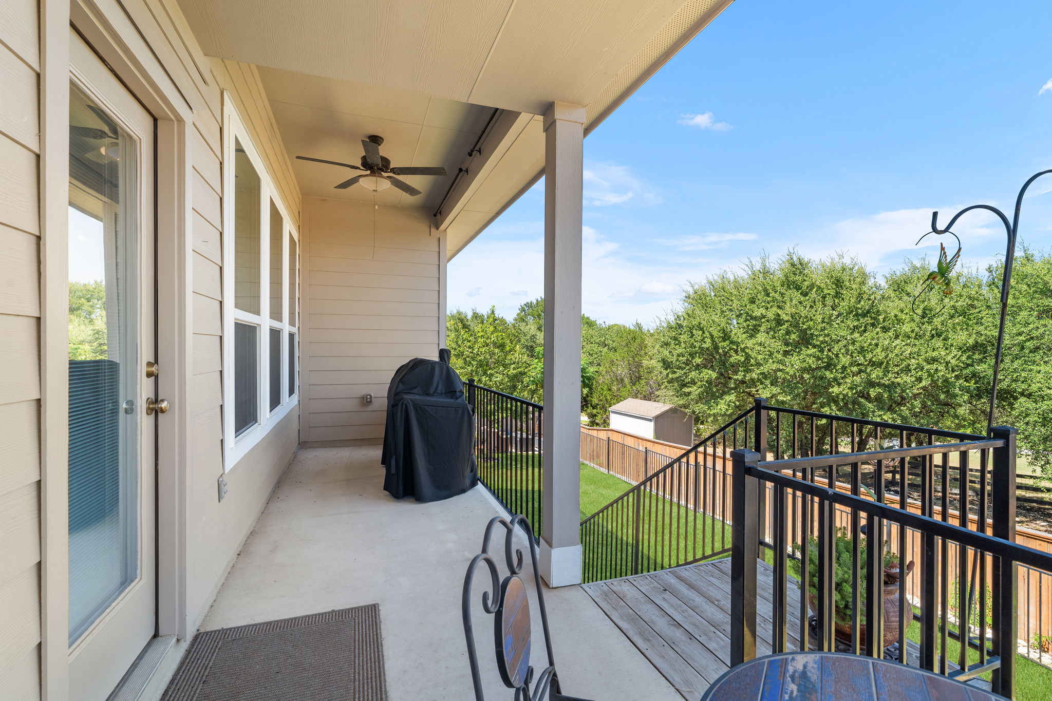 main property photo 31