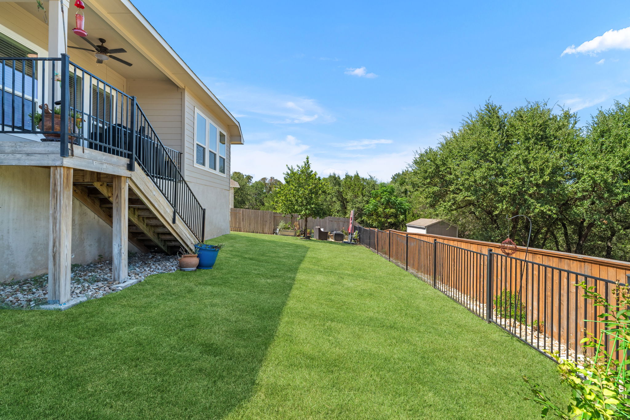 main property photo 32
