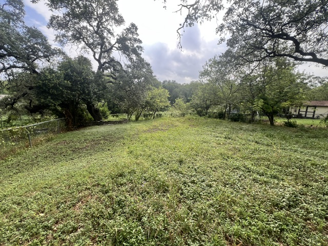 main property photo 17