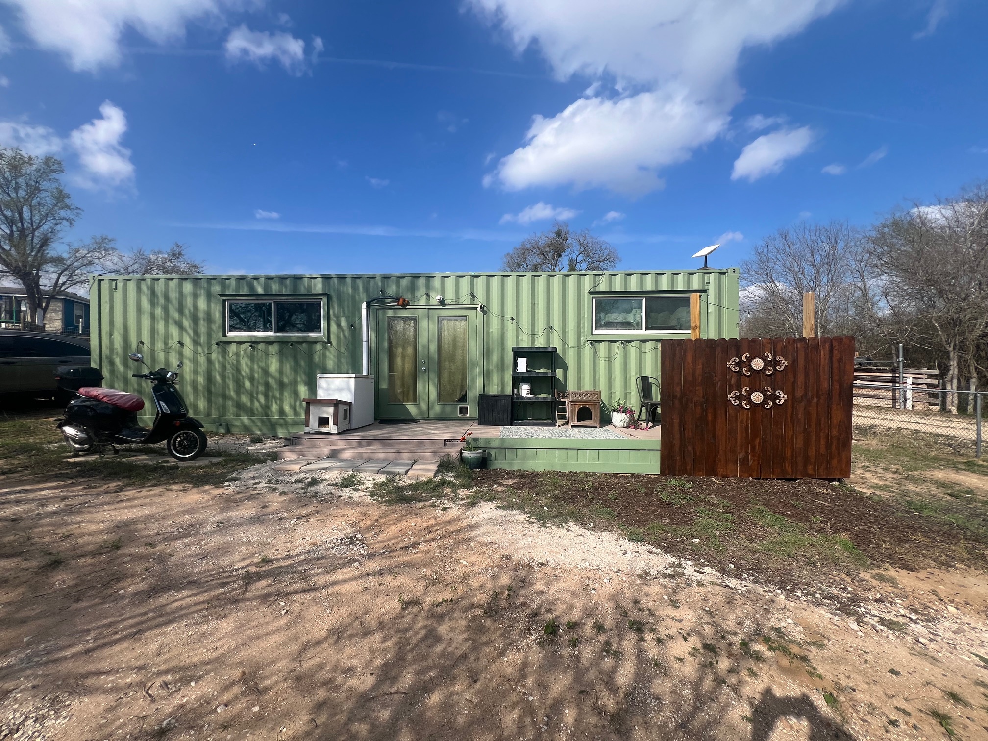 main property photo 14