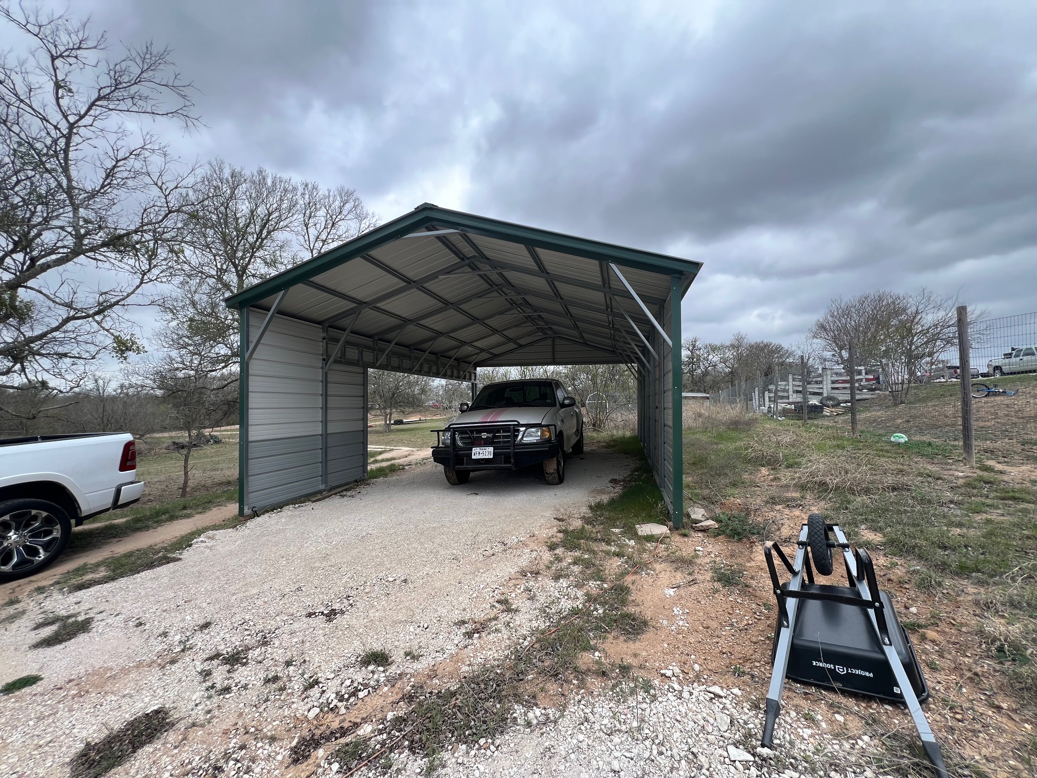 main property photo 25