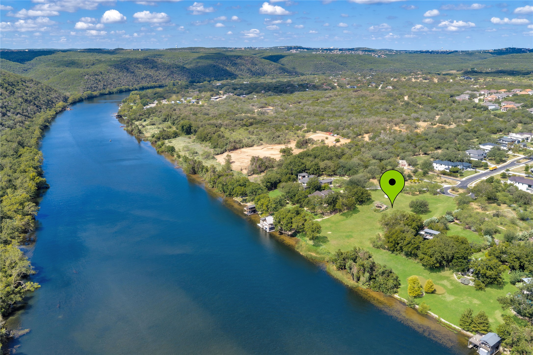 main property photo 10
