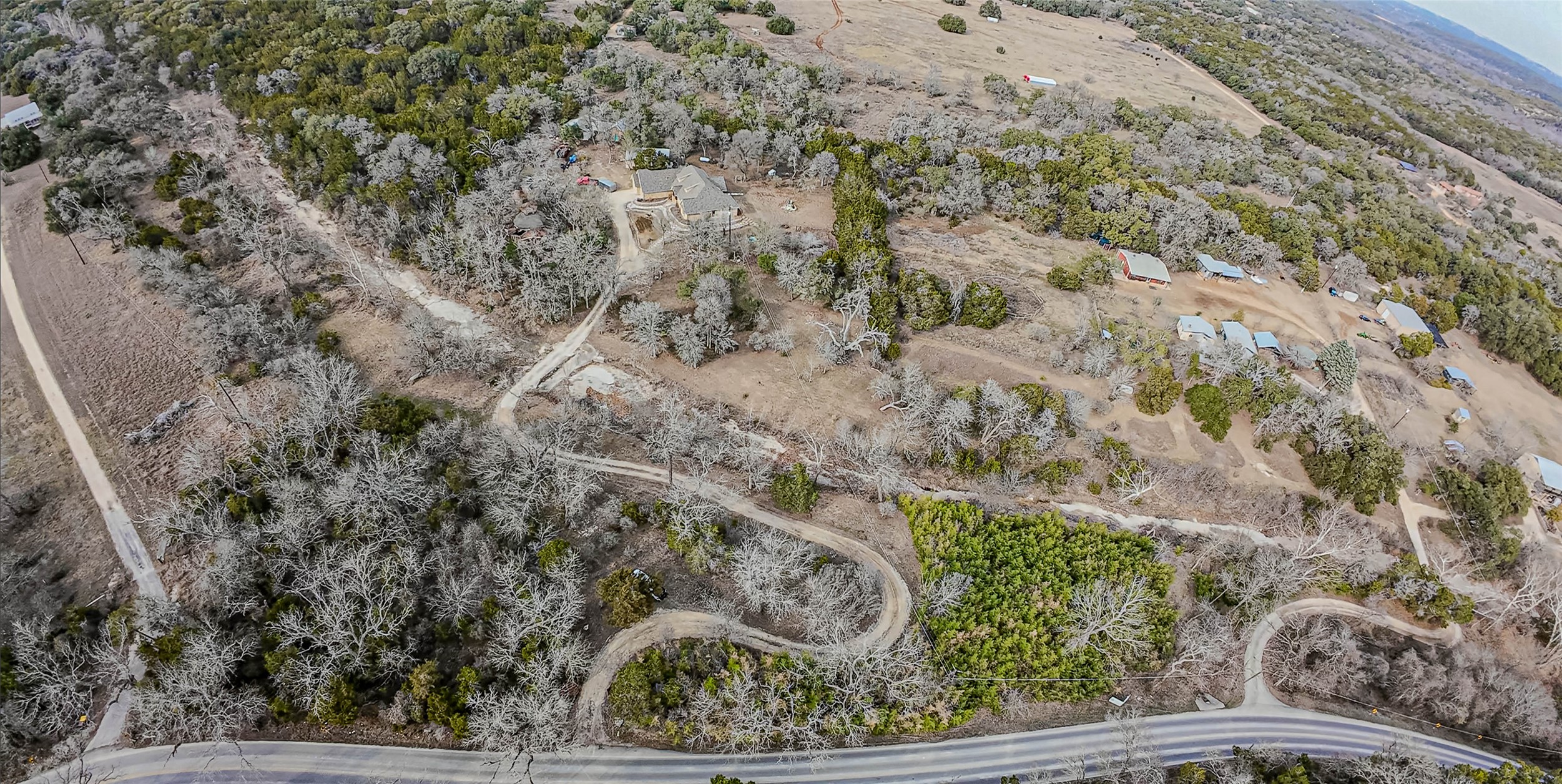 main property photo 31