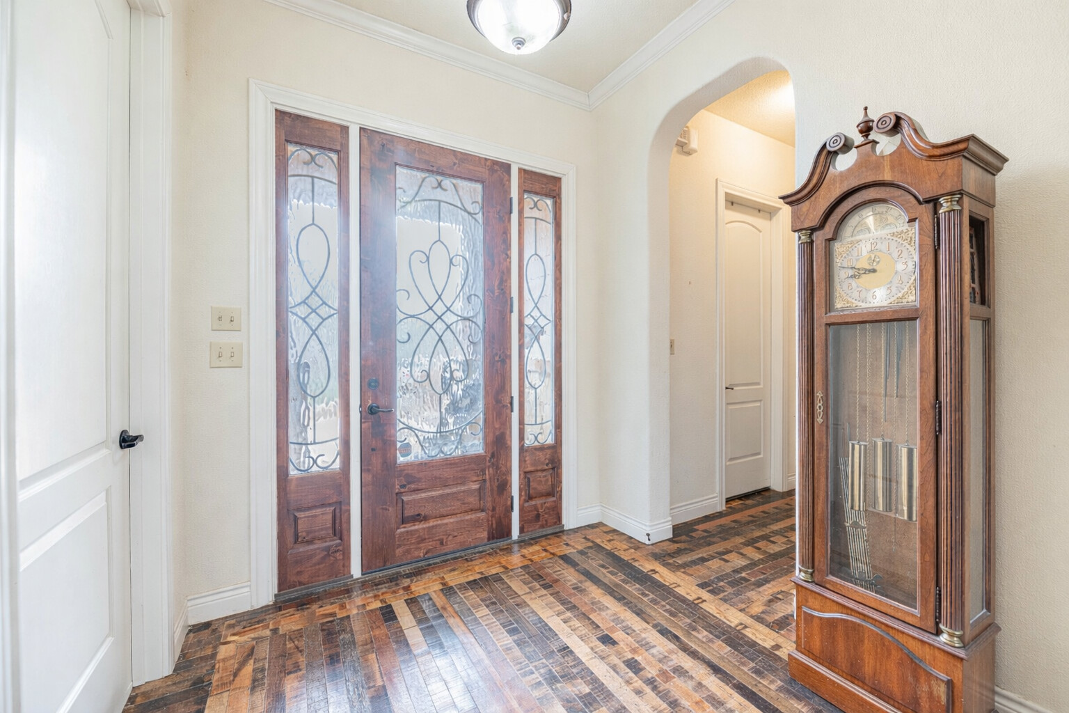 main property photo 5