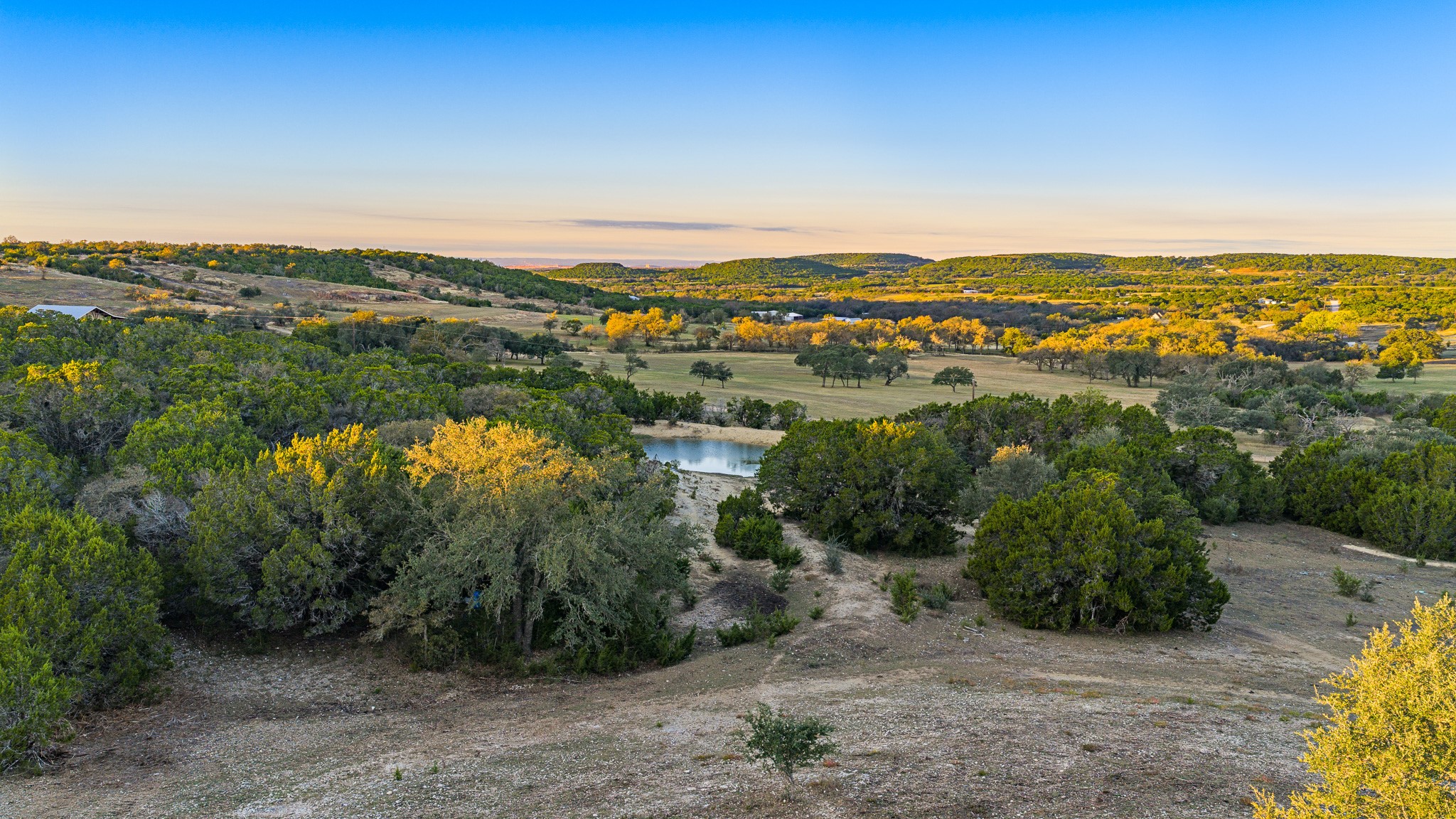 main property photo 37