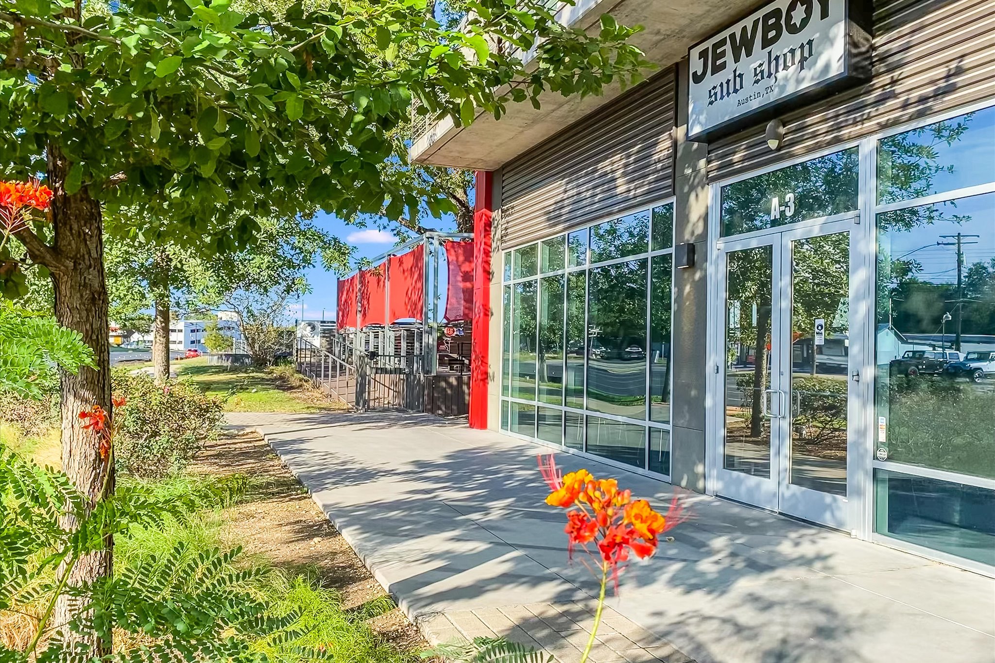 main property photo 20