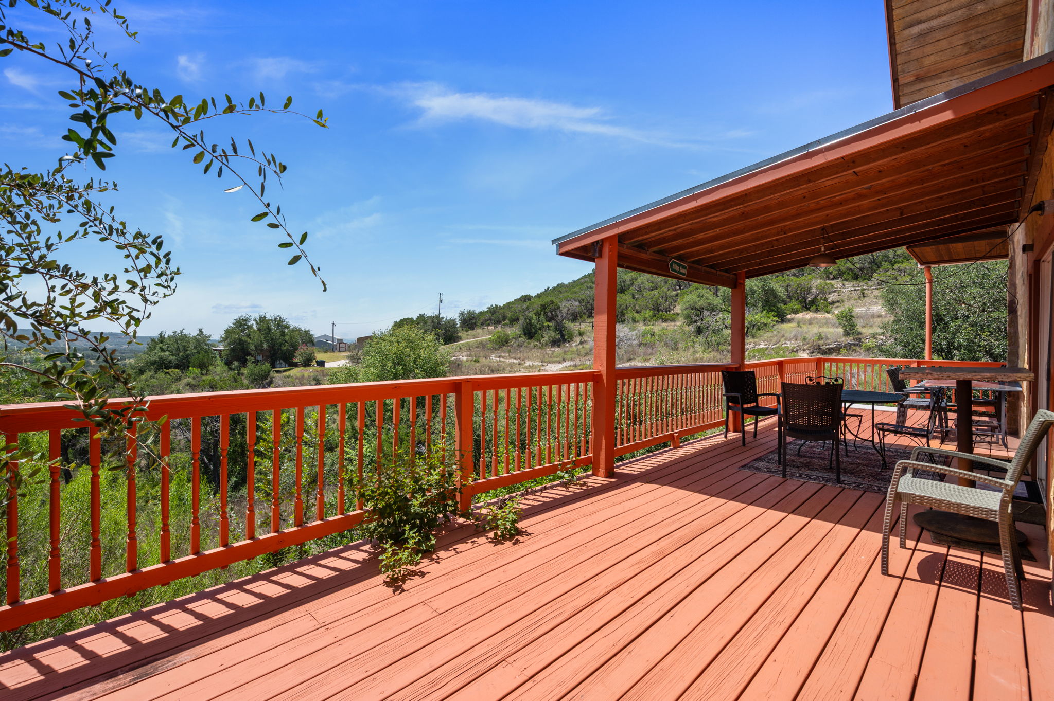 main property photo 25