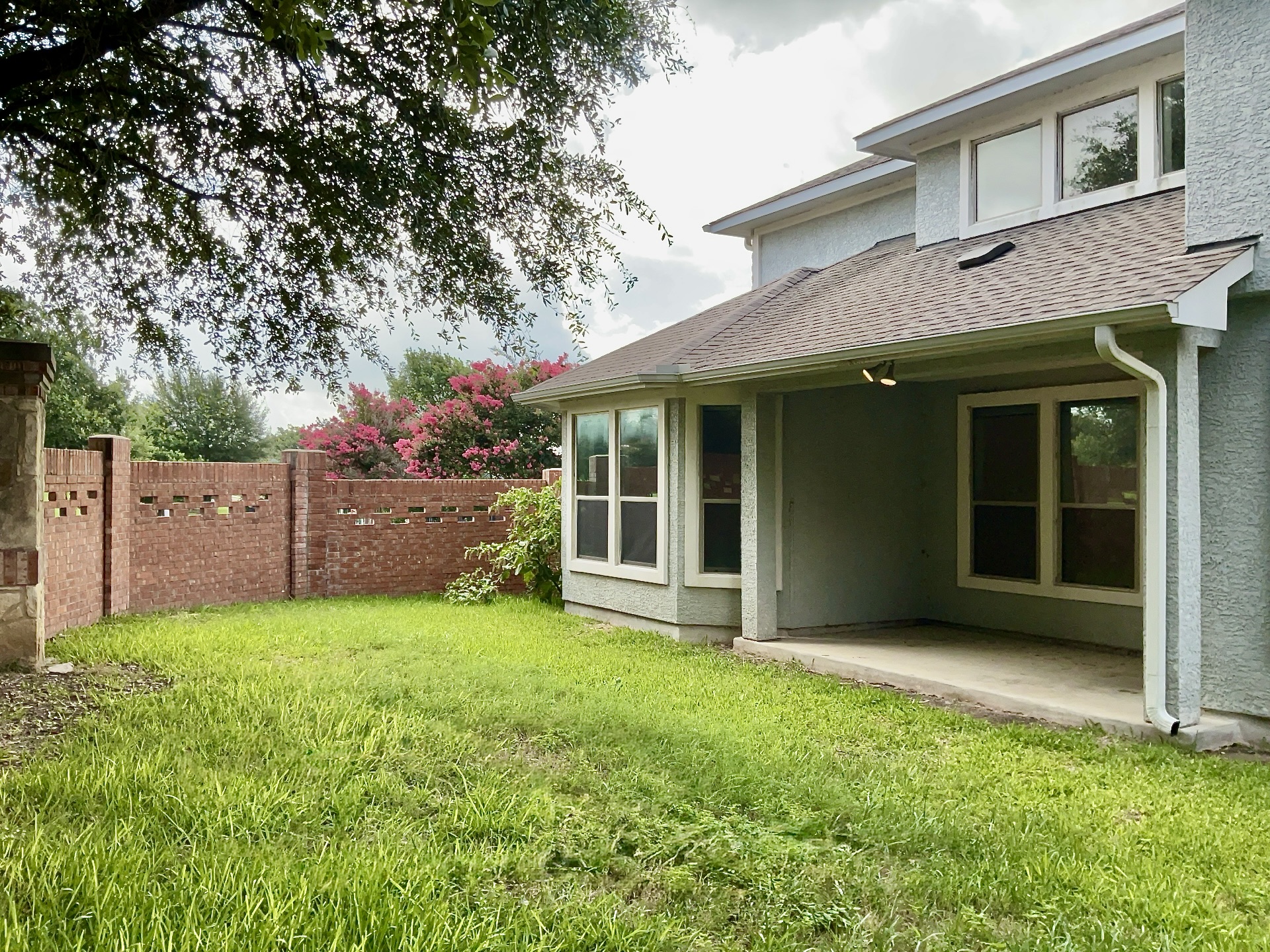 main property photo 21