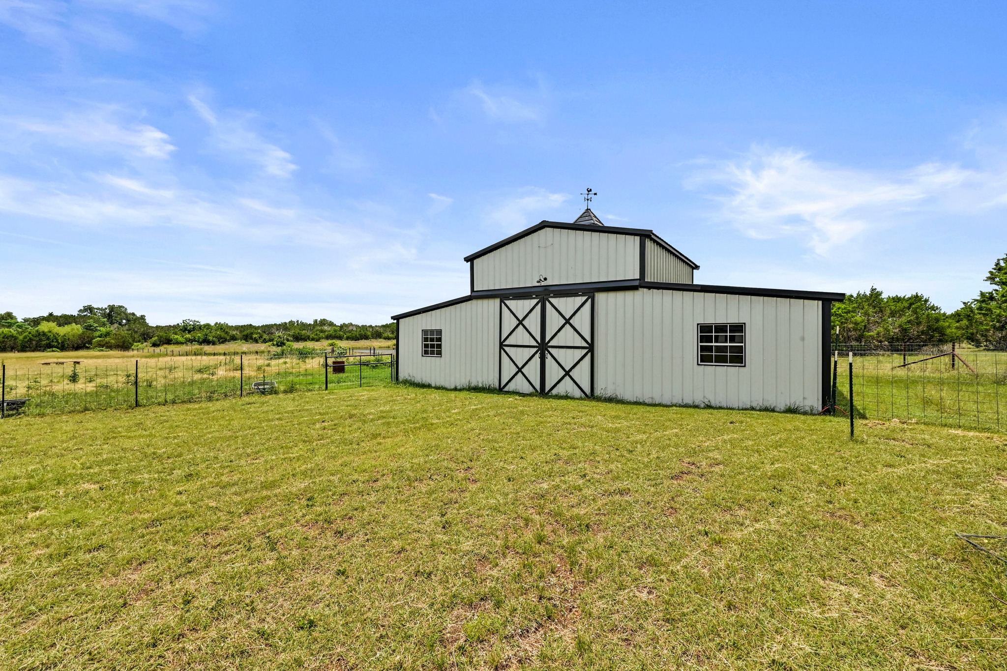 main property photo 36