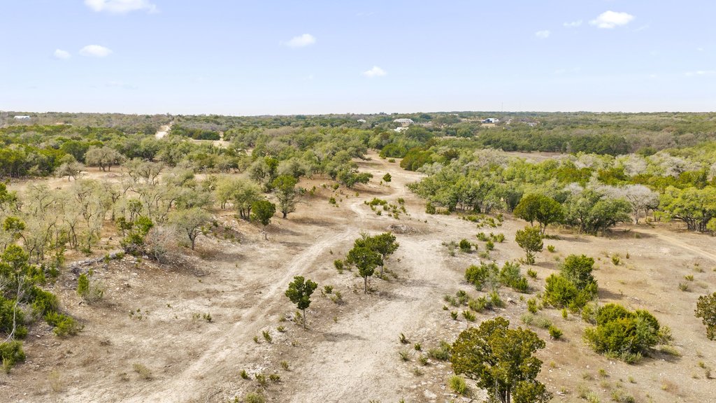 main property photo 11
