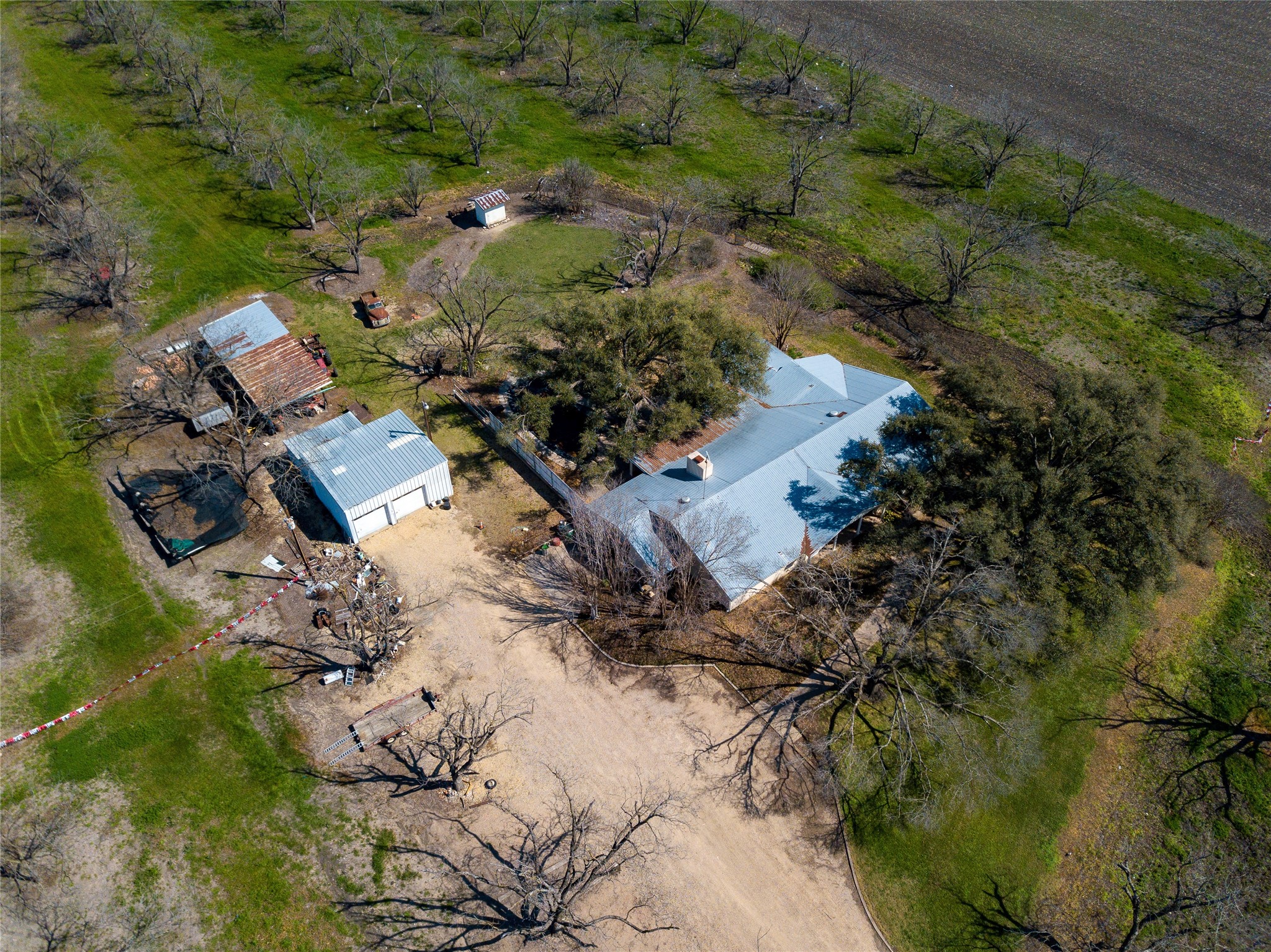 main property photo 23