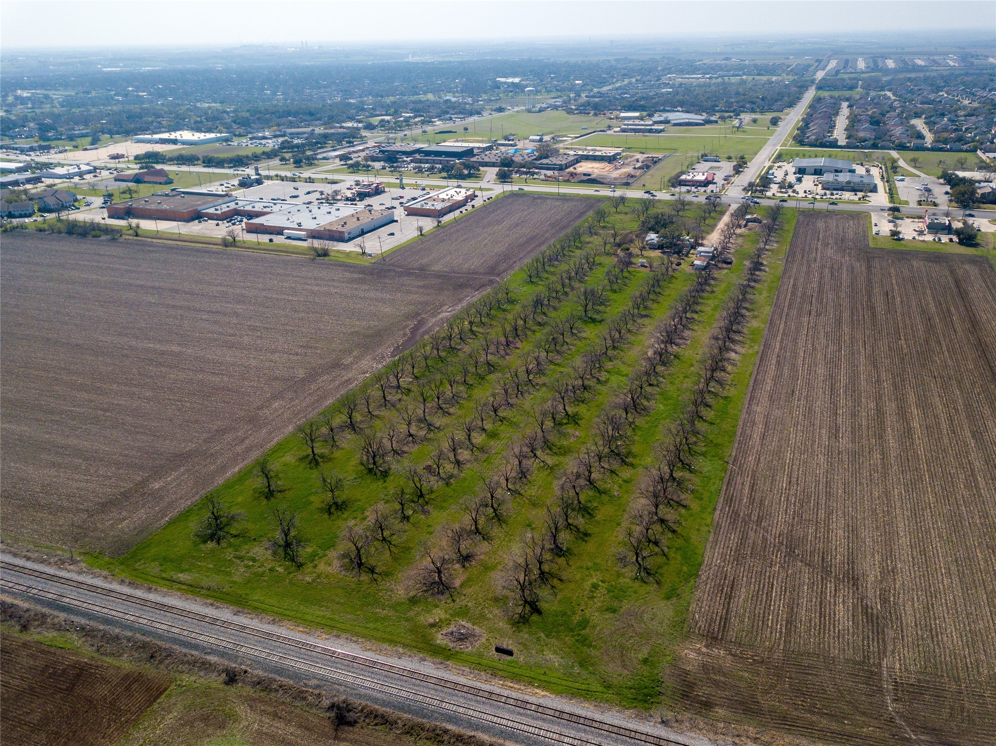 main property photo 24