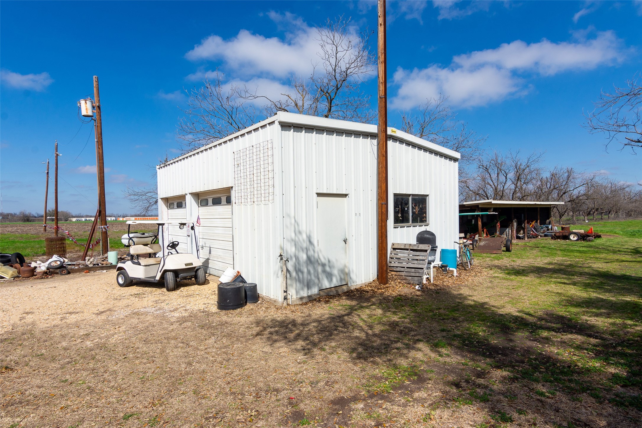 main property photo 8