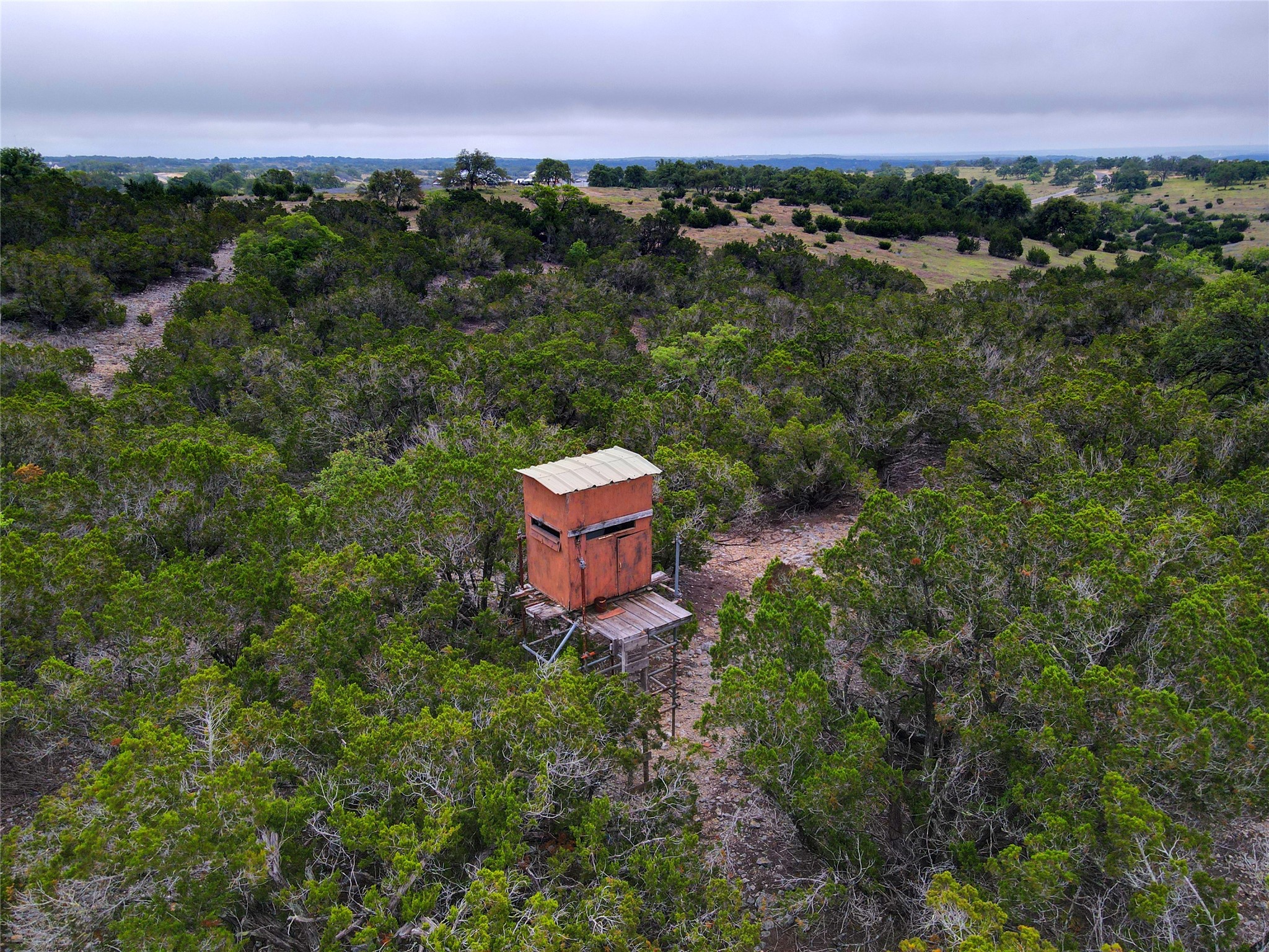 main property photo 16