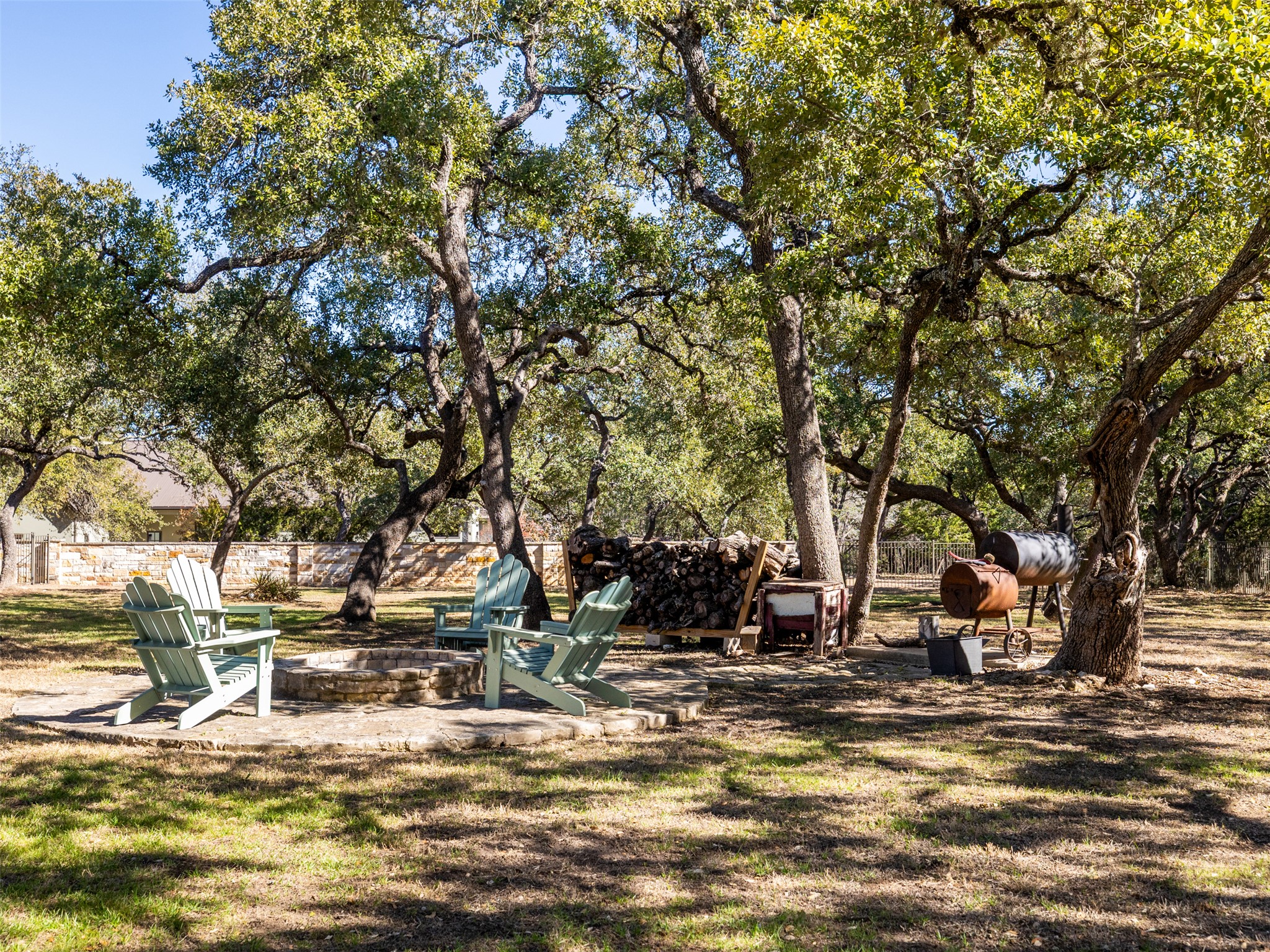 main property photo 32
