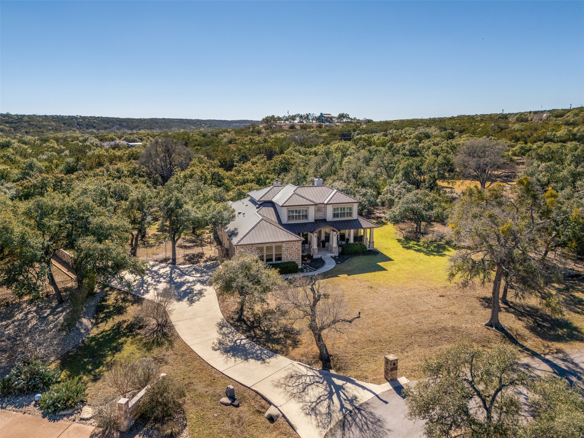 main property photo 34