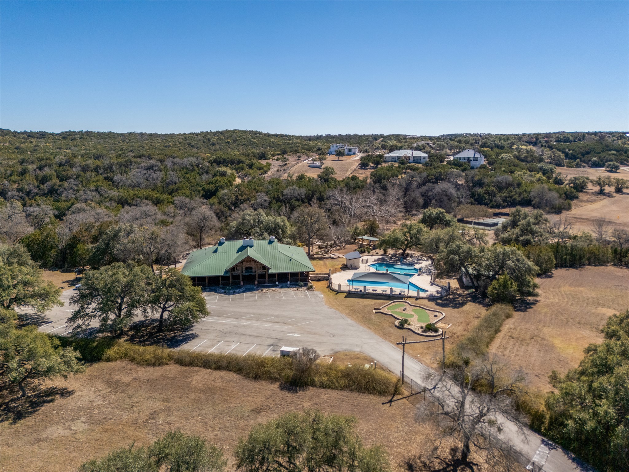 main property photo 35