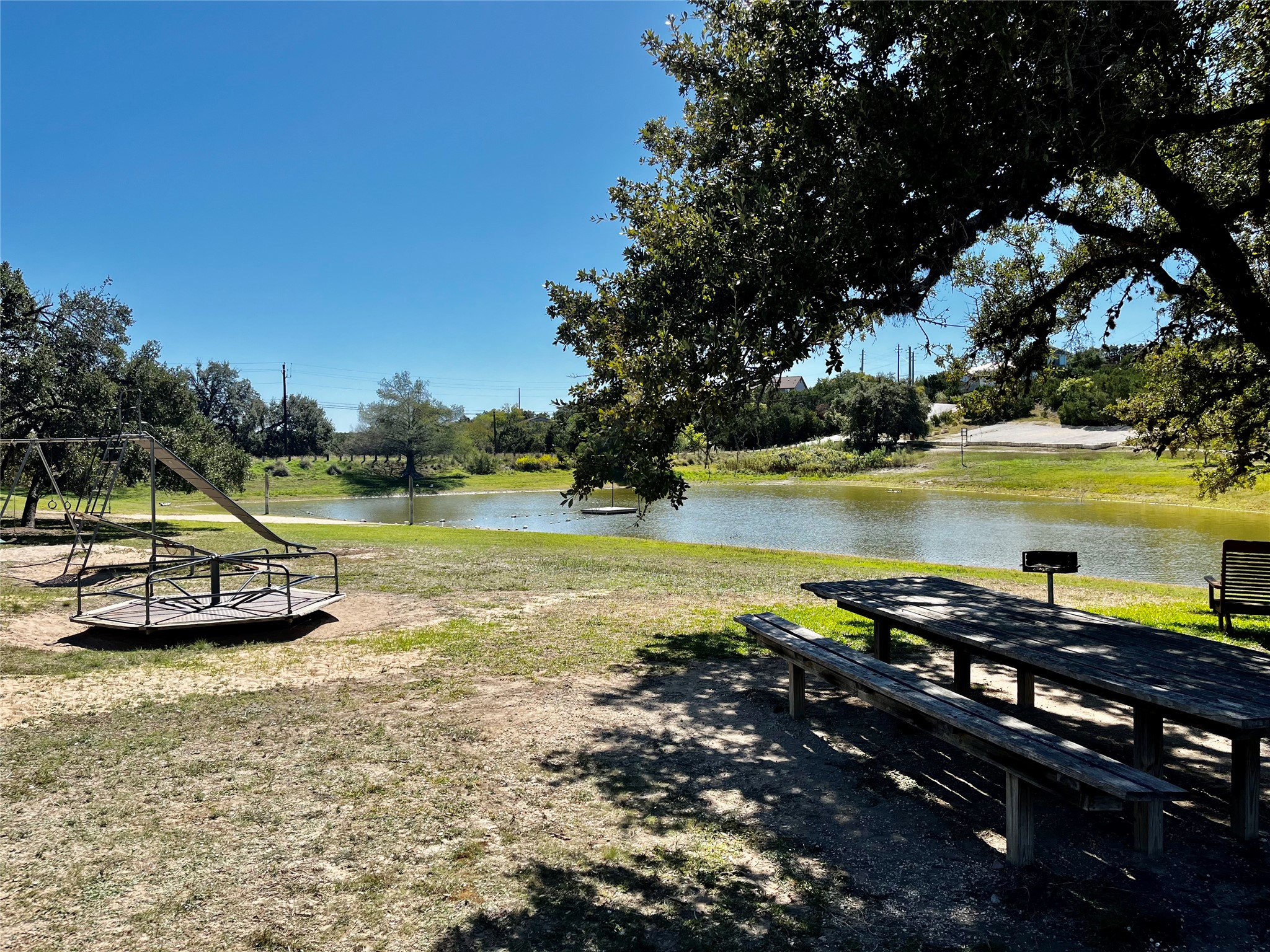 main property photo 34