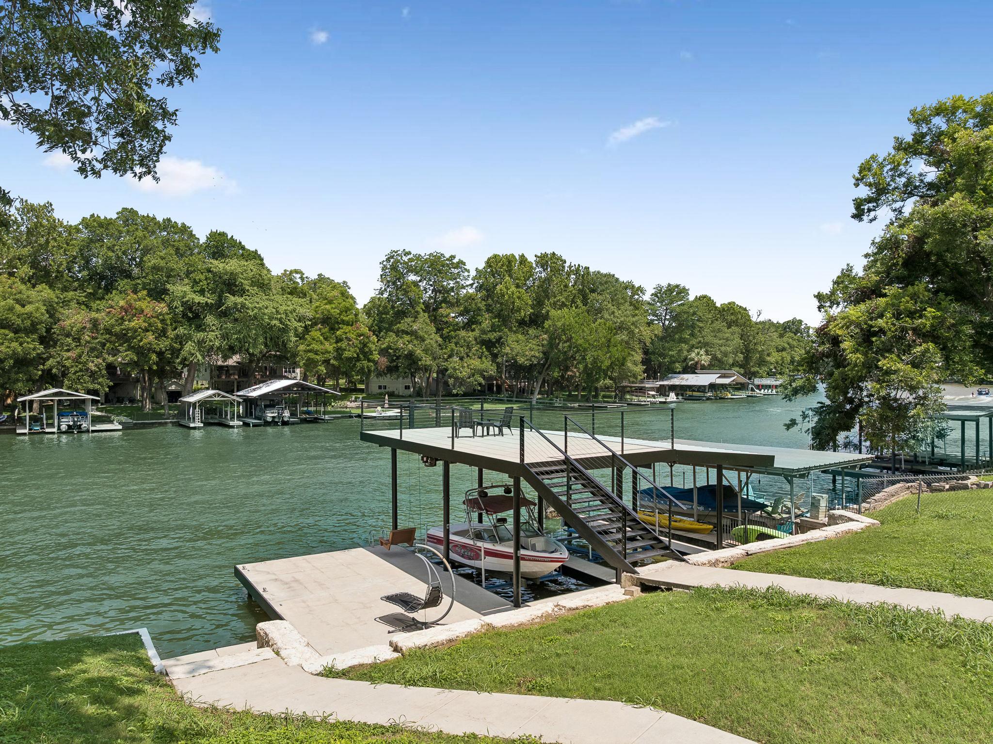 main property photo 27