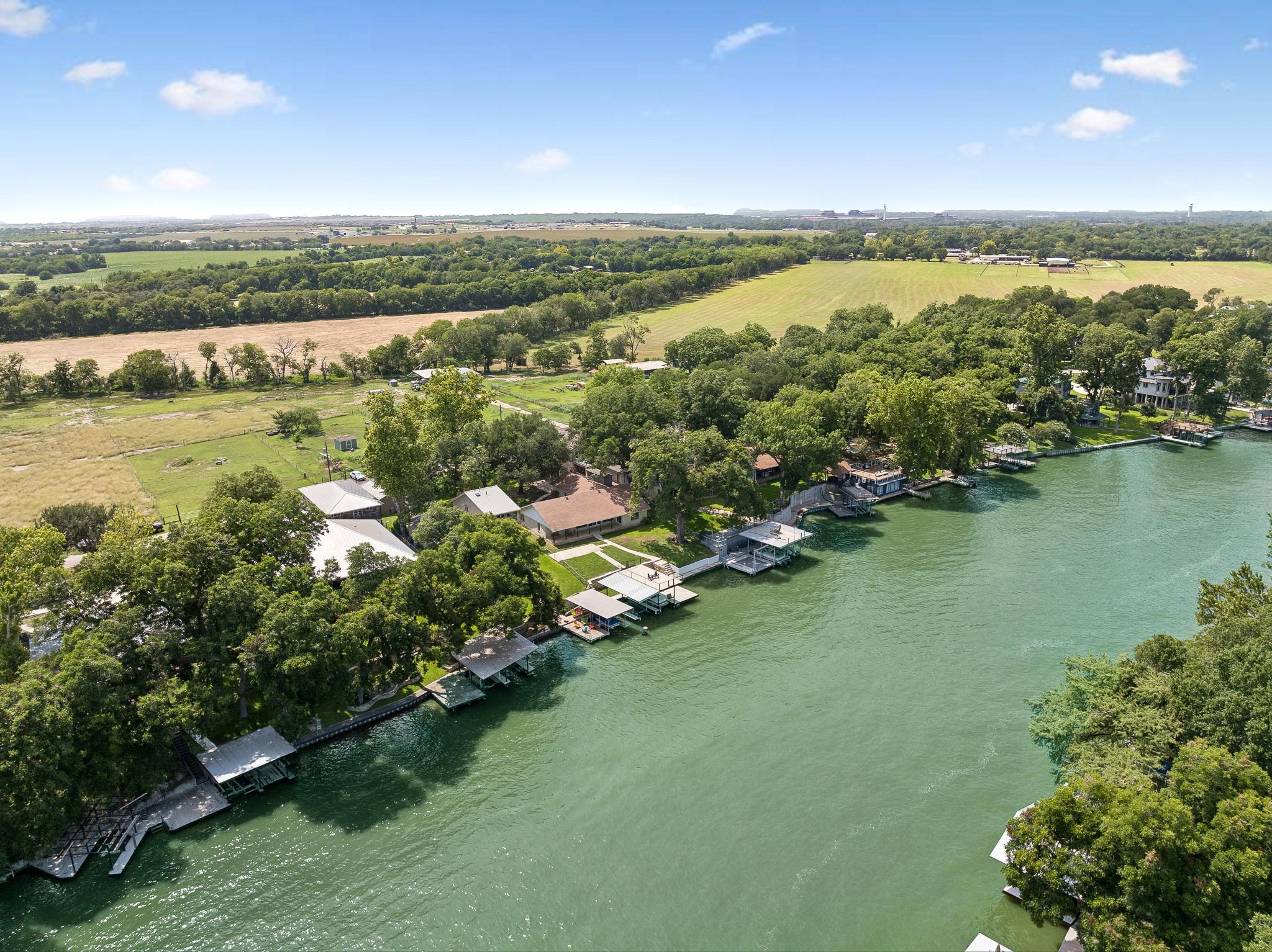 main property photo 29