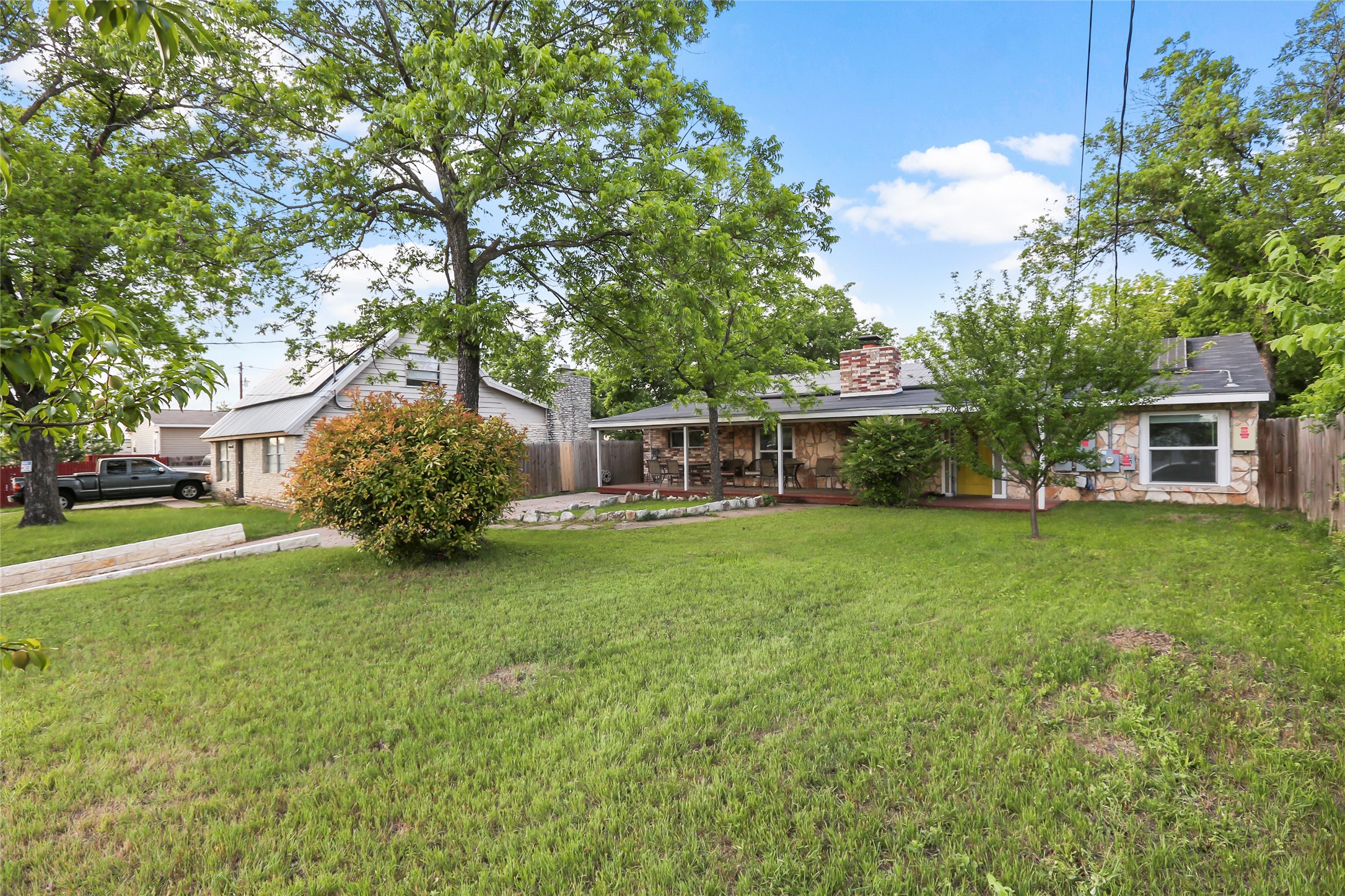 main property photo 33