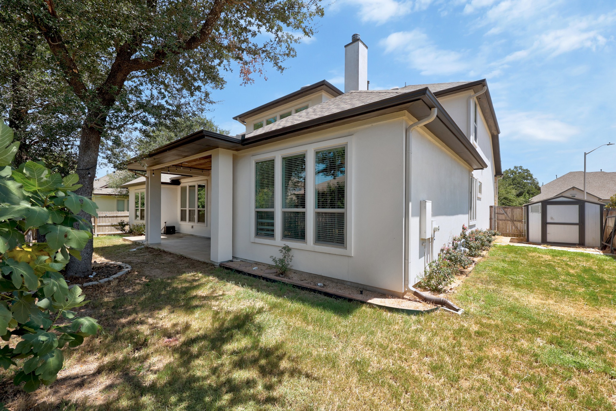 main property photo 37