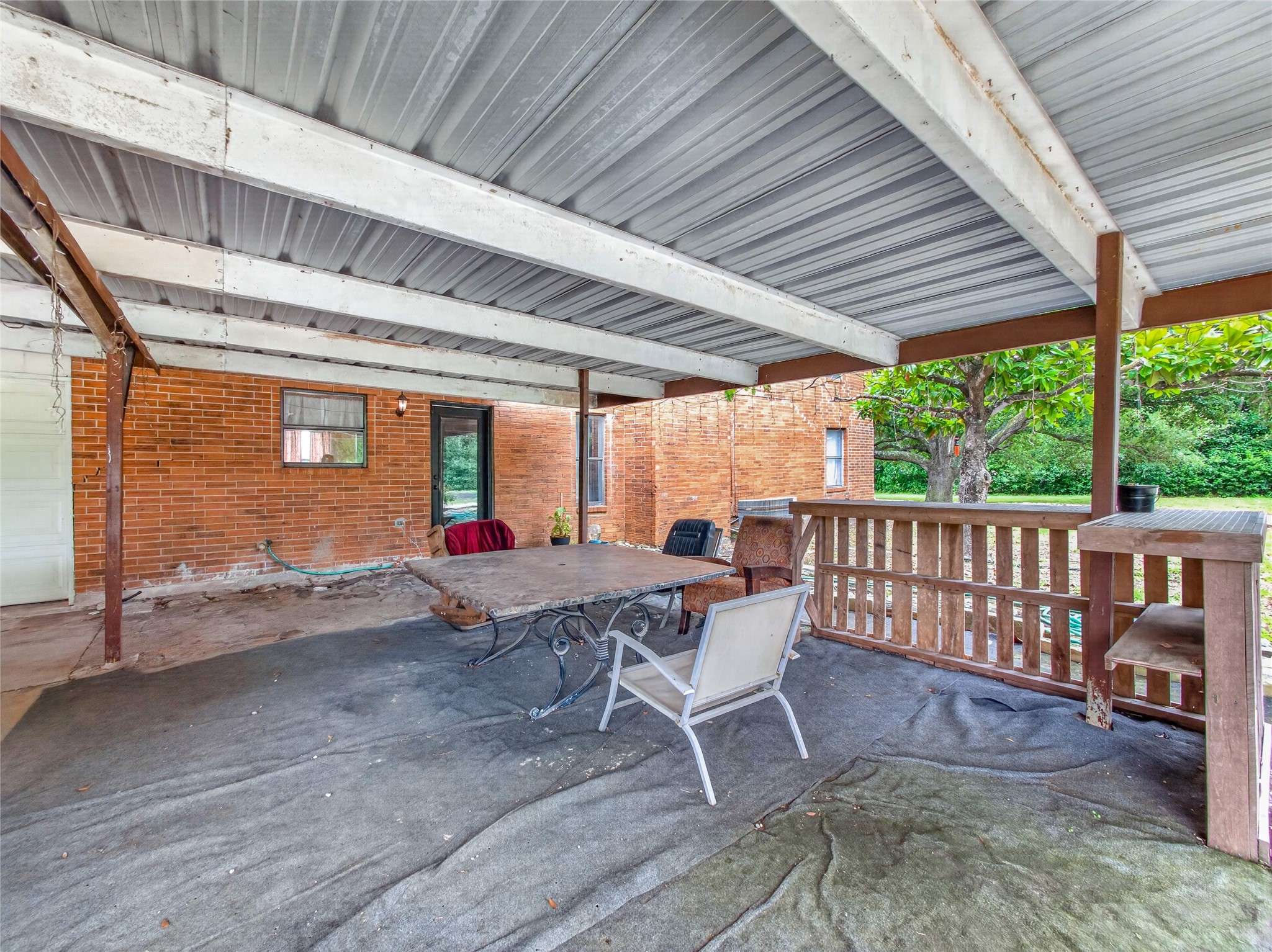 main property photo 27