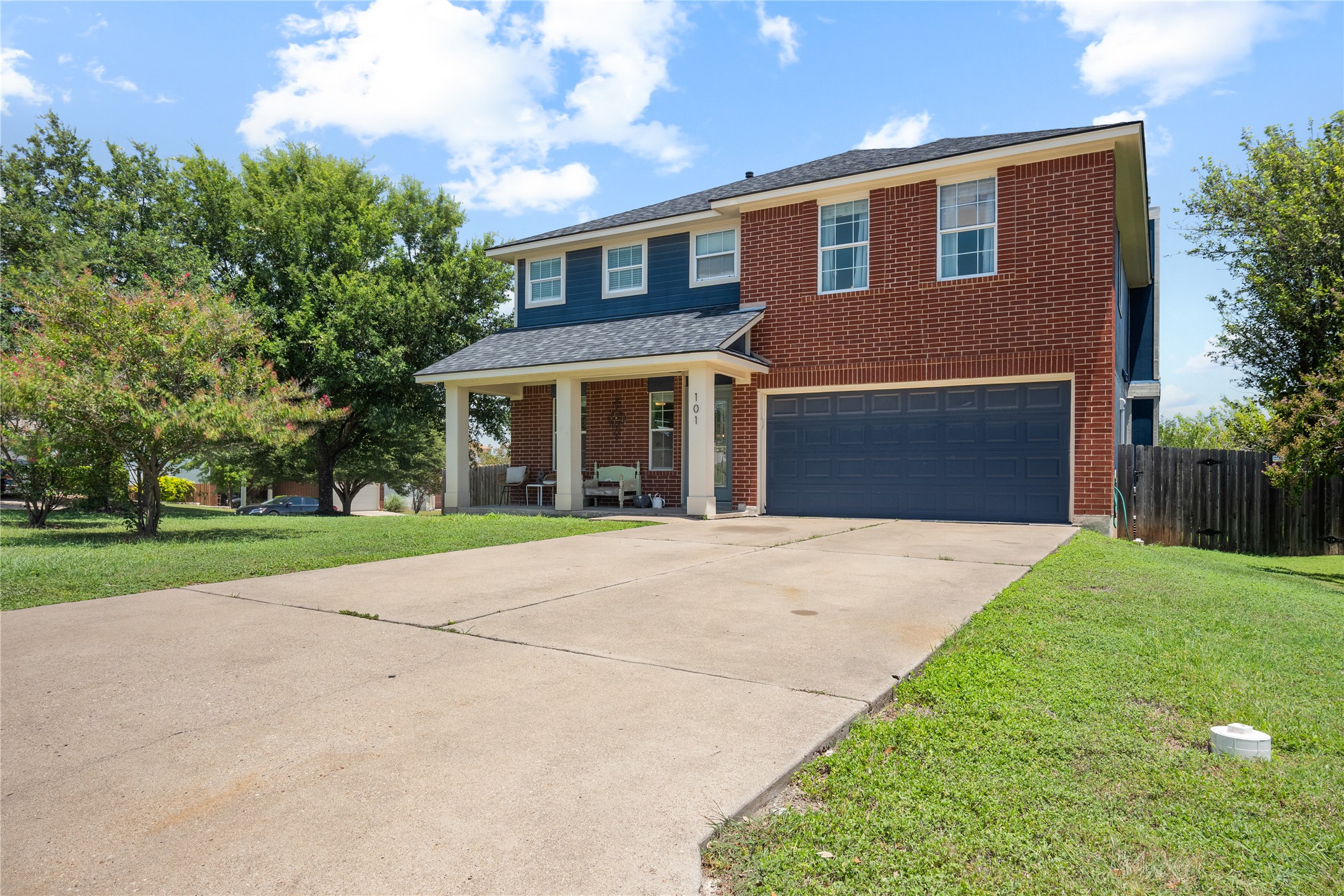main property photo 1