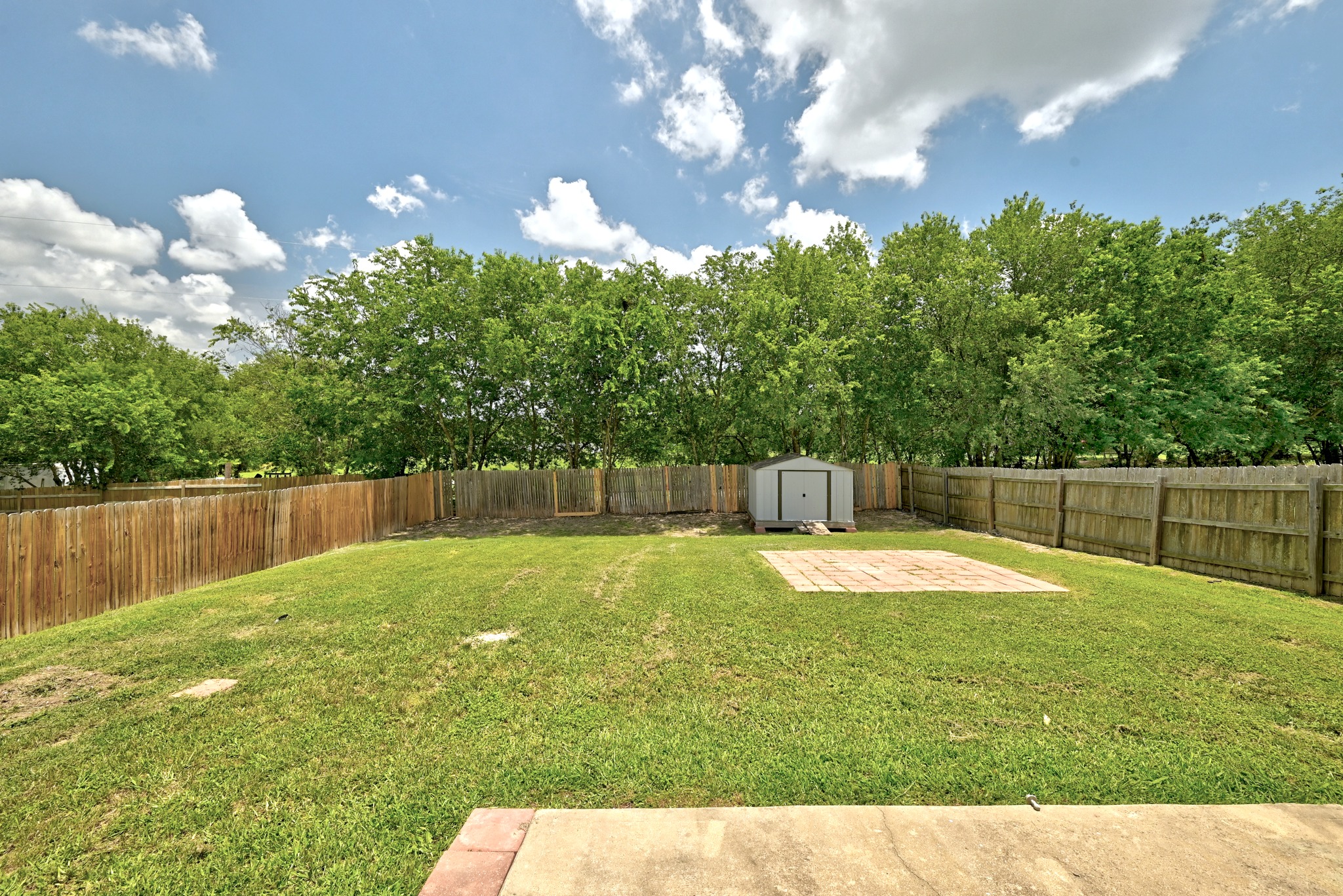 main property photo 26