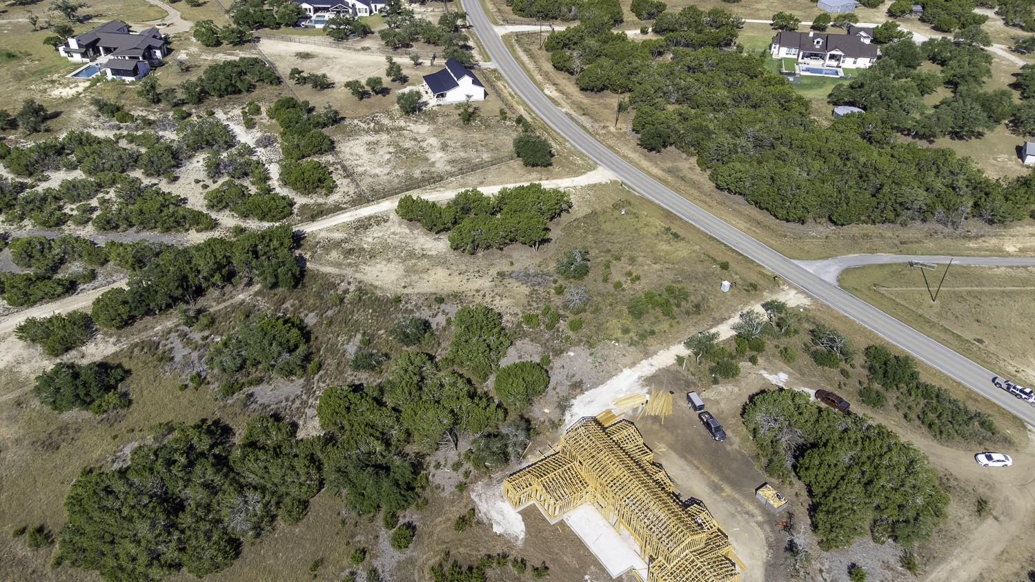 main property photo 11