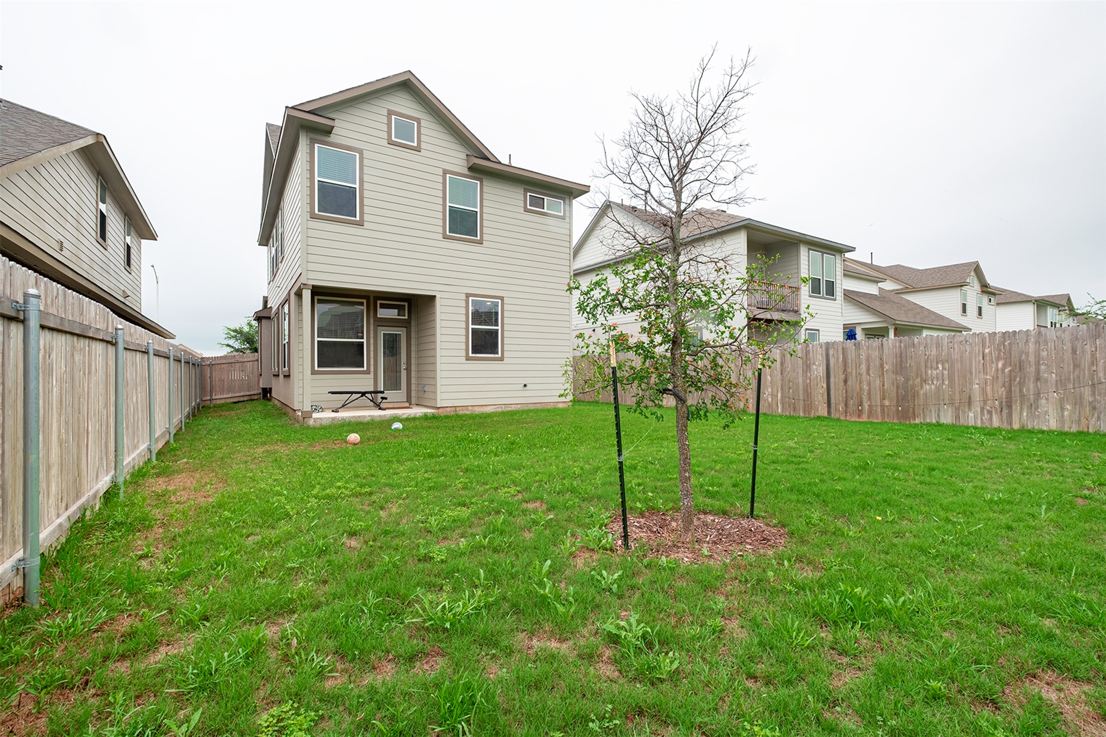 main property photo 29