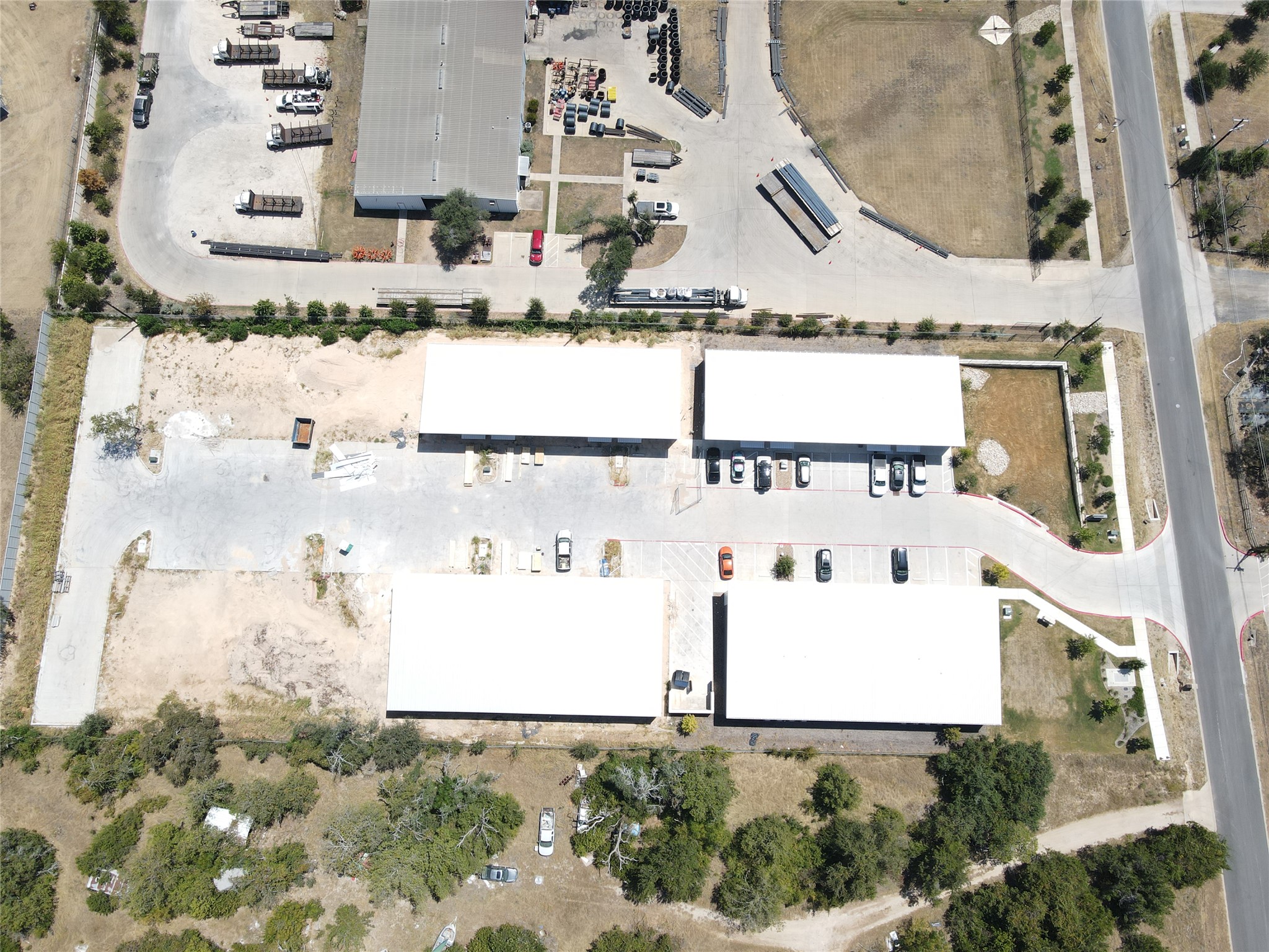 main property photo 10