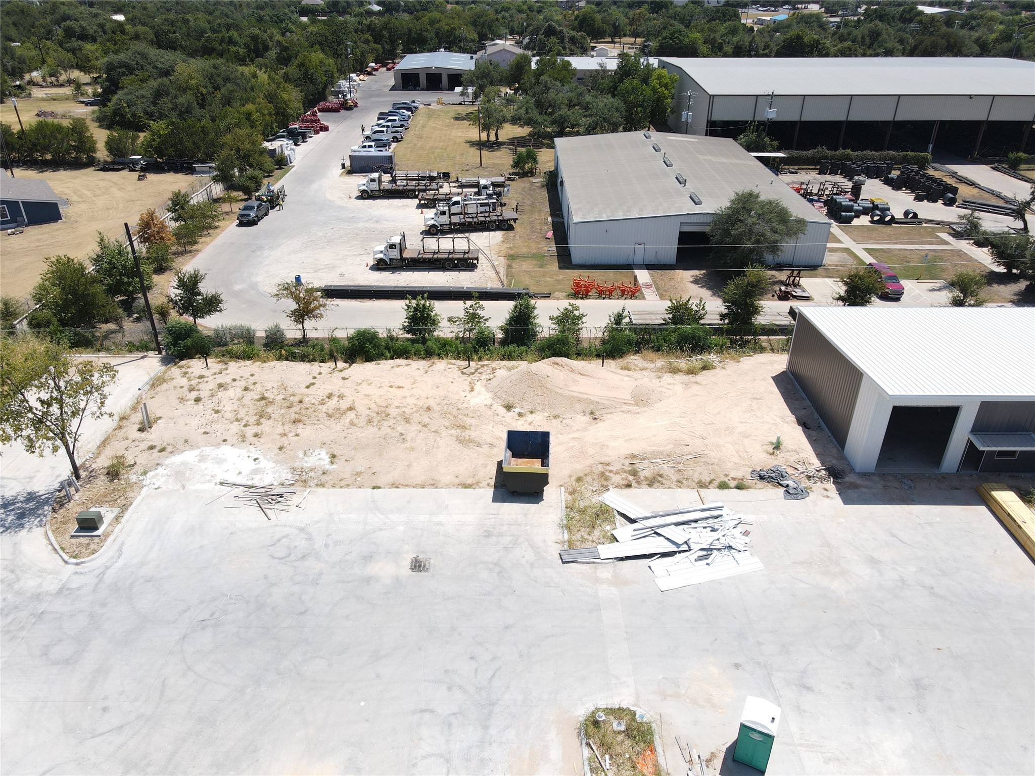 main property photo 12